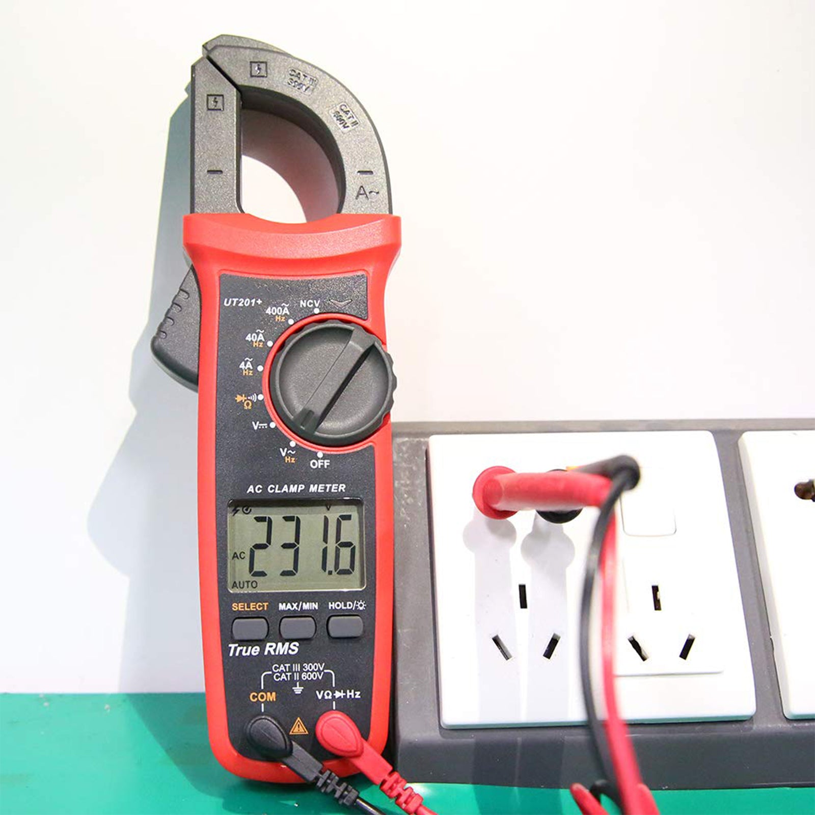 UT201+ Digital Clamp Meter 4000 Counts Multimeter Auto Range True RMS DC Current