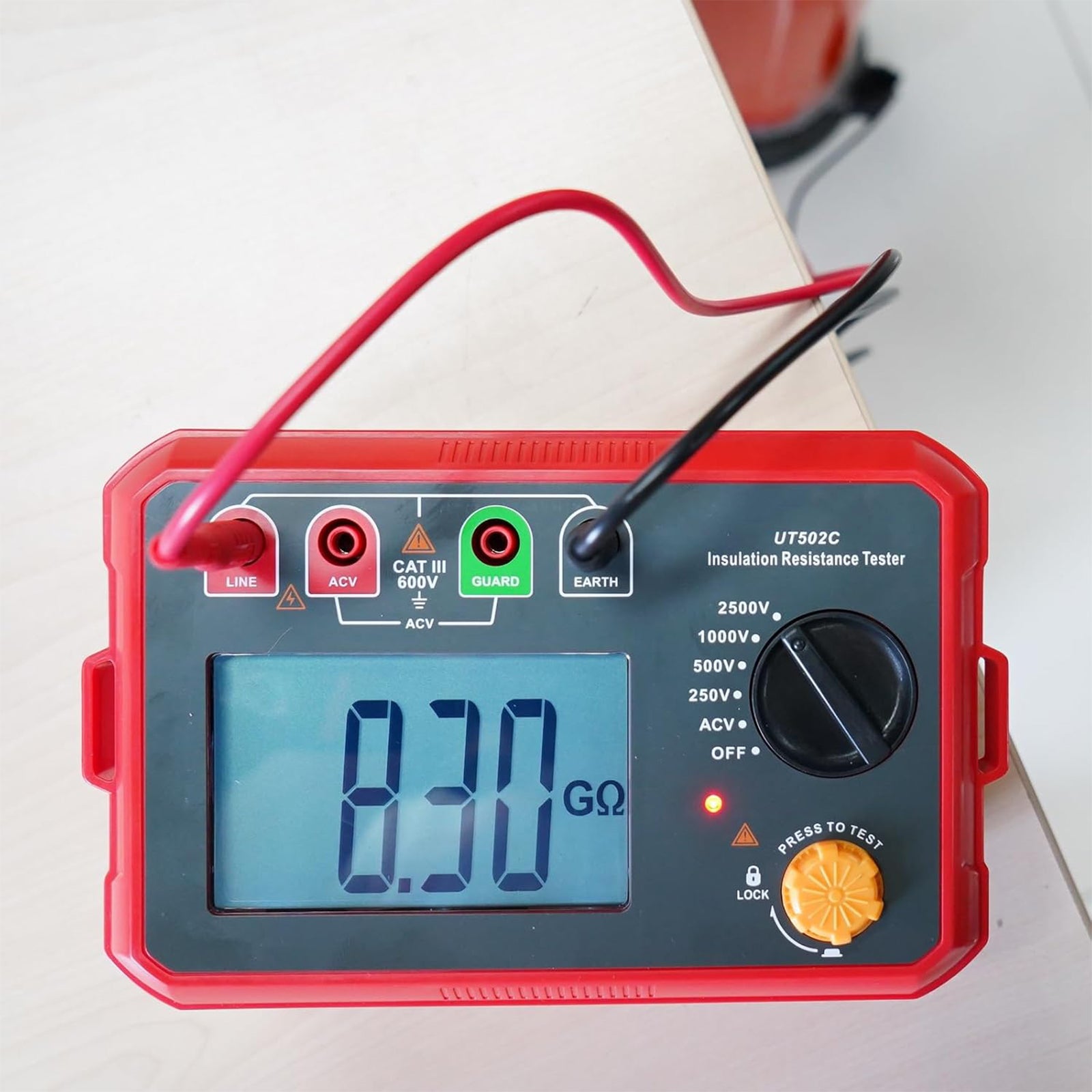 UT502C 2500V Insulation Resistance Meter Ground Tester Megohmmeter Volt
