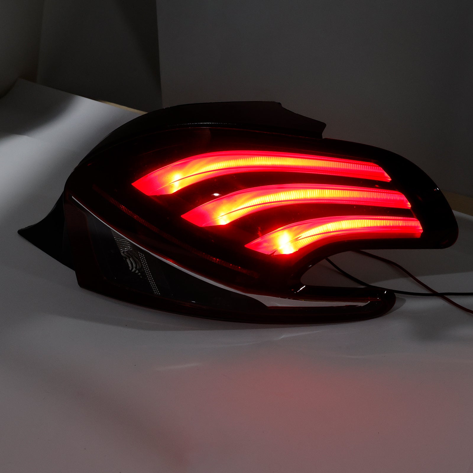 LED Rear Left+Right Tail Light Lamp For Peugeot 208 2015-2019 Facelift Models