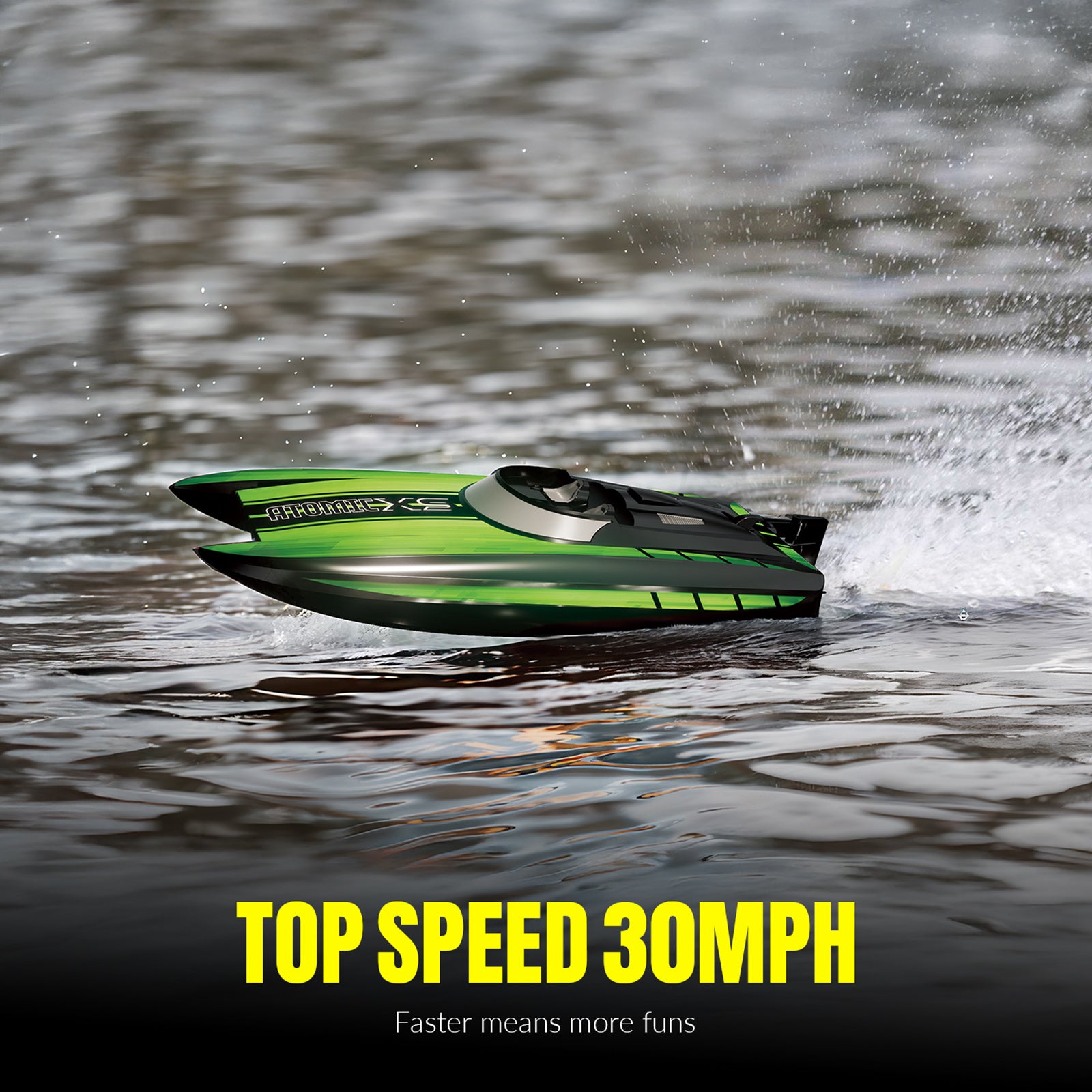 2.4Ghz Mini Remote Control Boat For Water Pool Lake Water Toy 2 Batteries Green