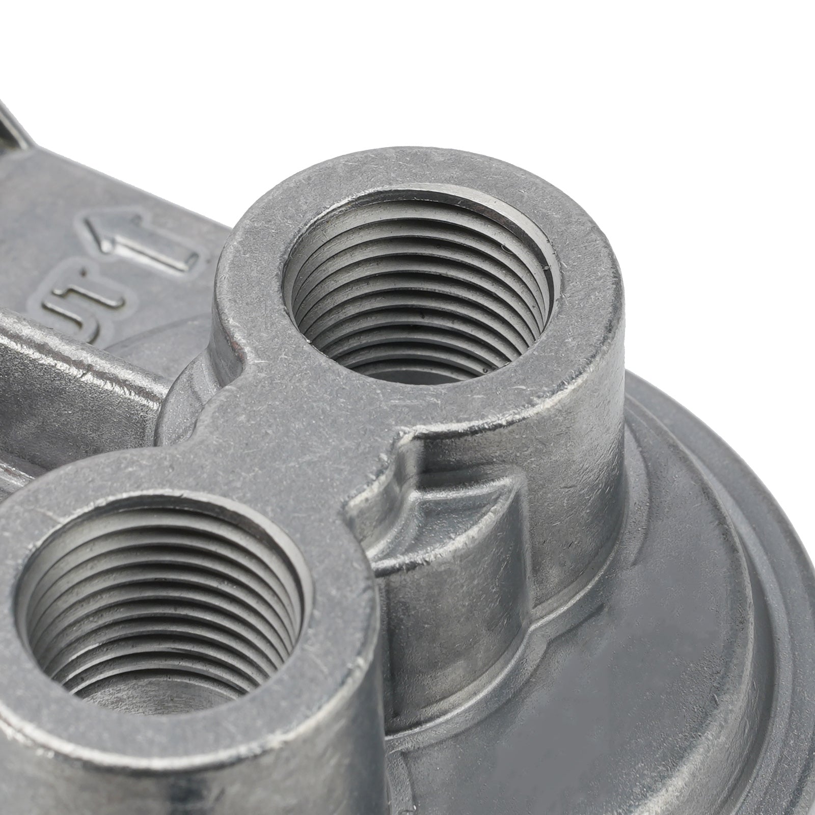 15708 Oil Filter Mount Kit 1/2 in NPT Female Ports 3/4-16 in Center Thread