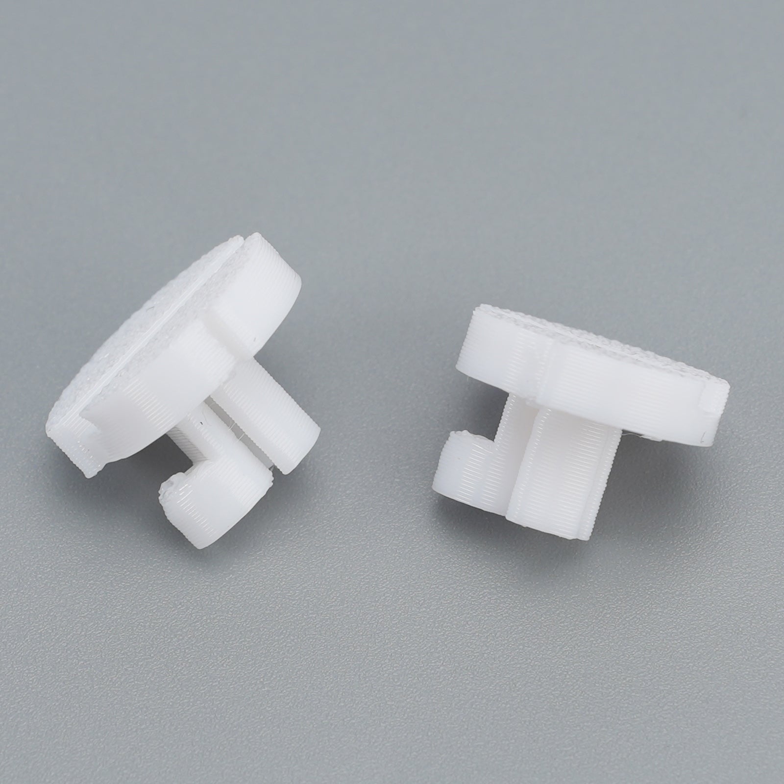 2X Replacement Locking Screws For Dometic Fridge Vent Grille
