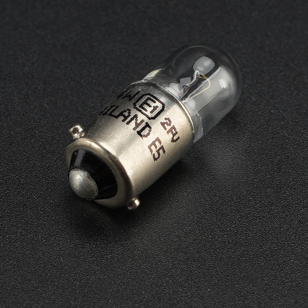 Car Light Halogen Auxiliary Bulb T4W 12V 4W For HELLA 8GP 002 067-121