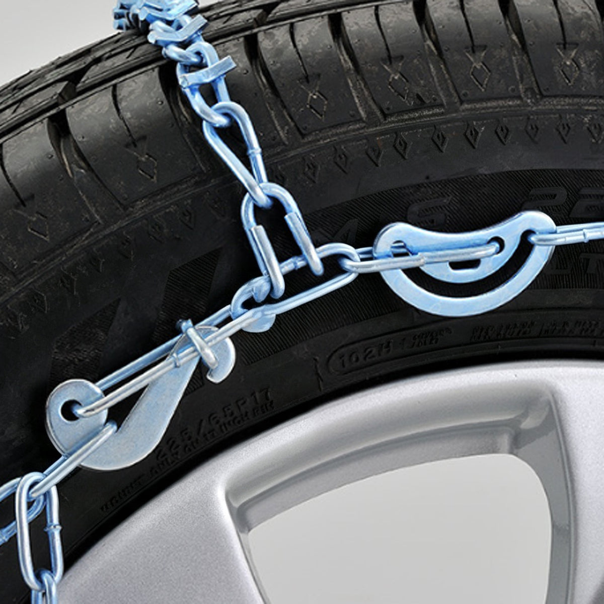 2 Pack V-Bar Tire Chains for Car SUV 14" to 18" Tire Snow Ice Traction