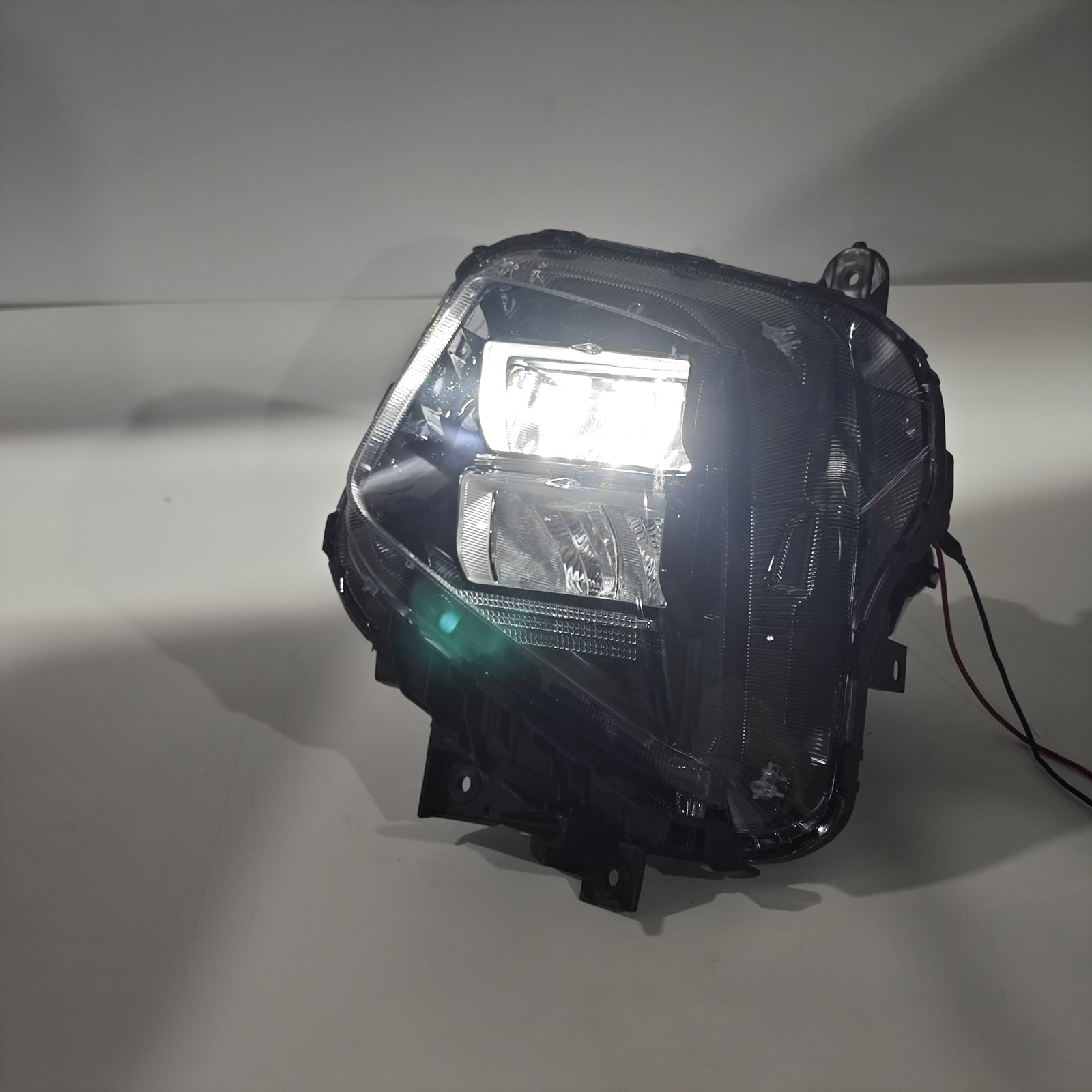 2025-2026 Hyundai Tucson Front Left Side Headlight Assembly 92101-CW650