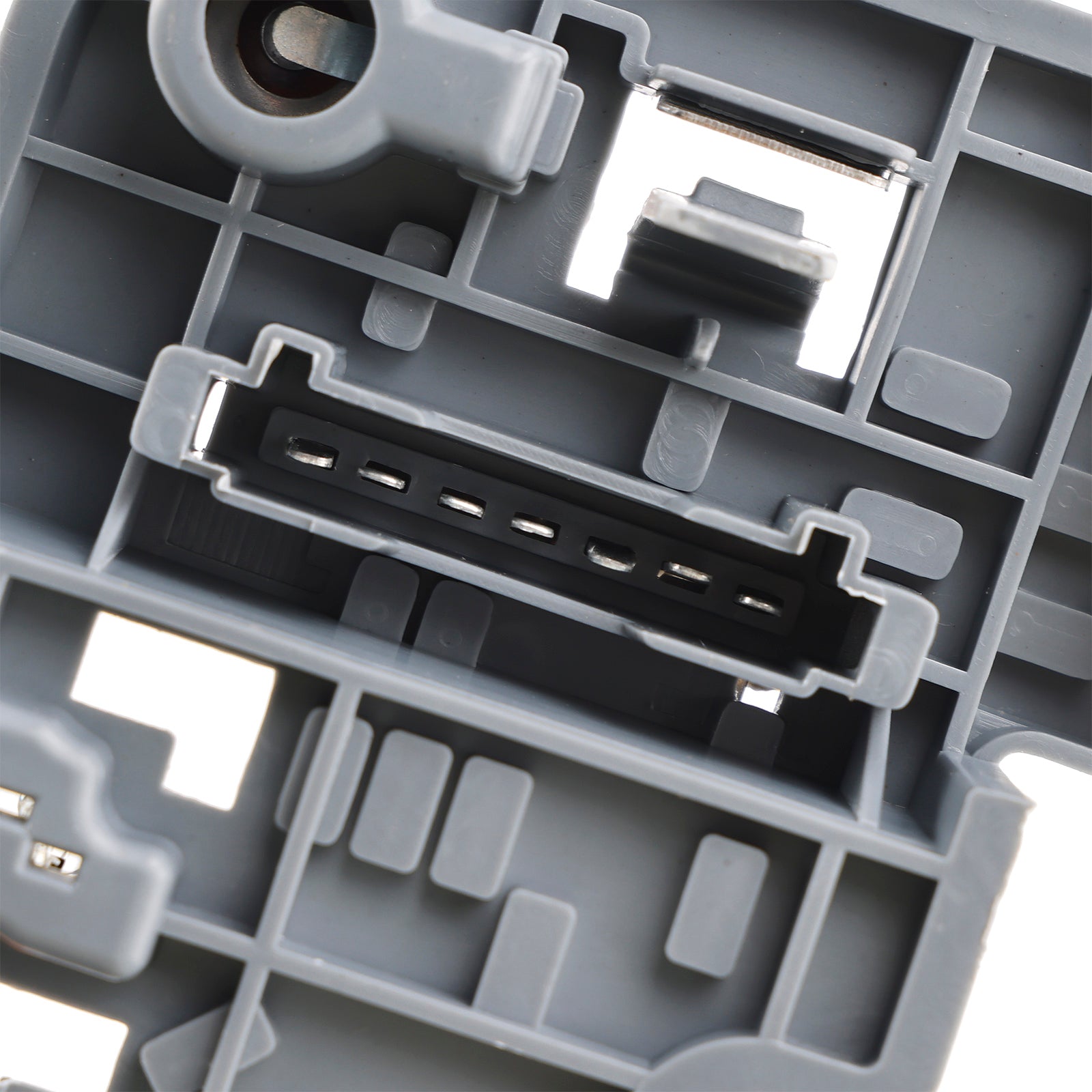 2007-2010 MERCEDES BENZ C CLASS W204 ESTATE C63 PRE-FACELIFT LH Rear Lamp Bulb Holder A2048201700