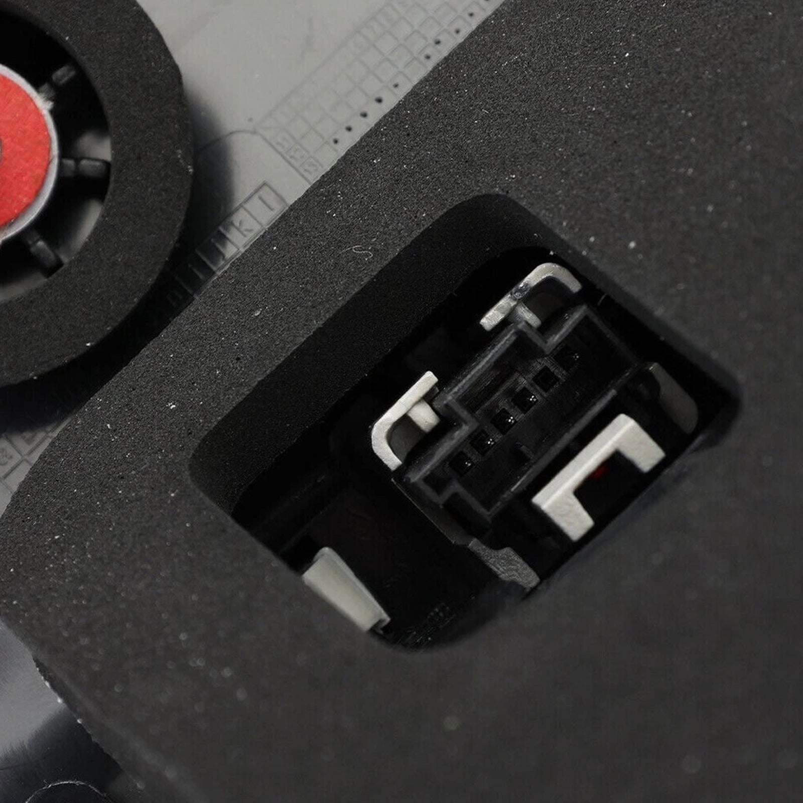 2014 Mercedes-Benz E250/E350/E400/E550/E63 AMG/E63 AMG S Right LED Outer Rear Tail Light Brake Lamp 2129060203 2129060857 2129060803