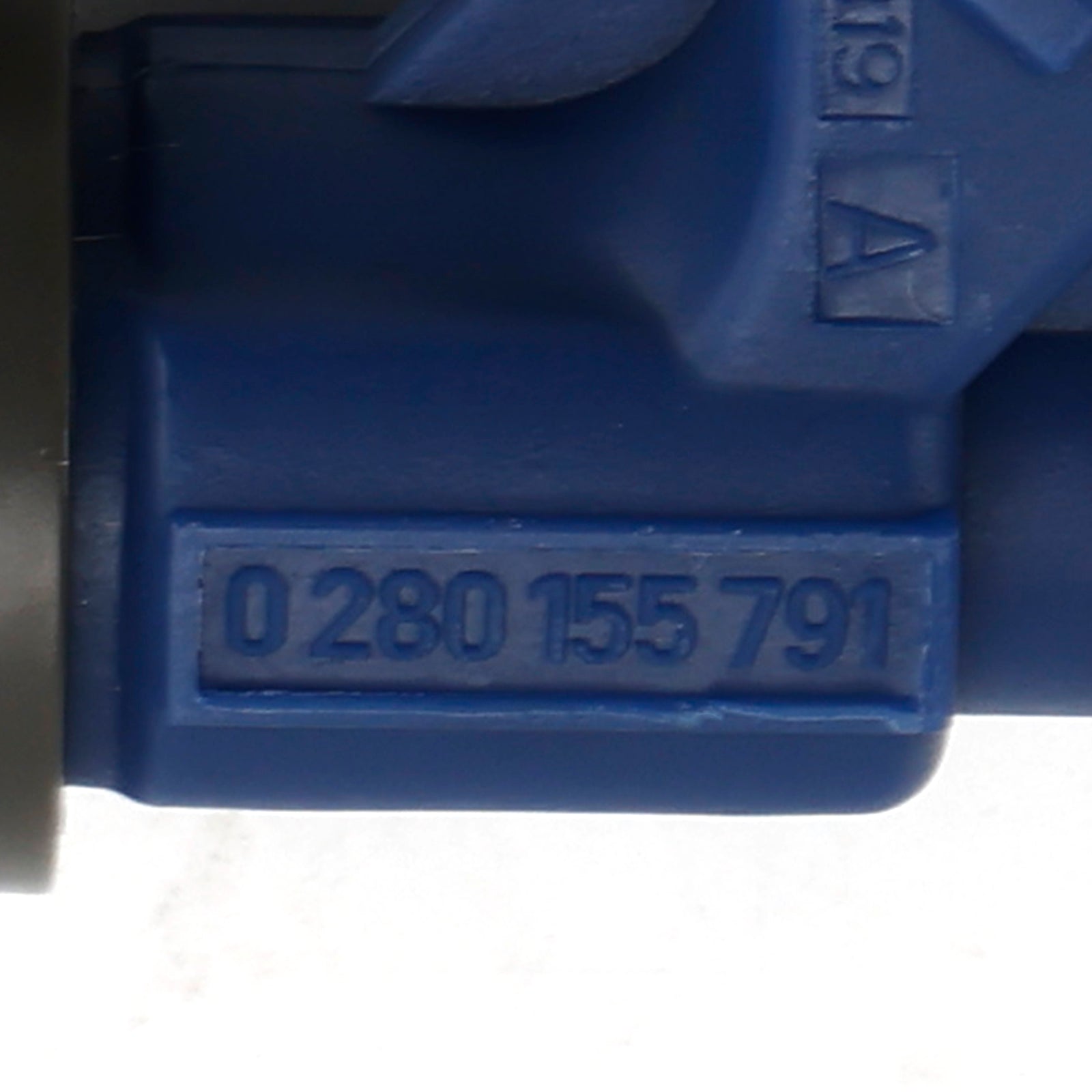 4Pcs Fuel Injector For Volkswagen Golf Jetta Beetle 2.0L 98-01 0280155791