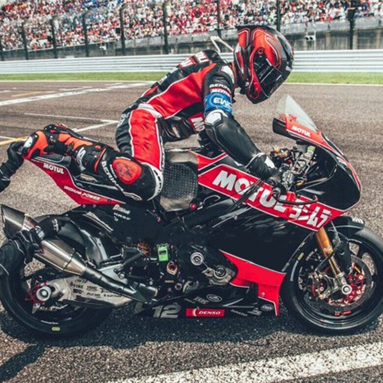 Amotopart Suzuki GSXR1000 2017-2024 K17 Fairing Kit Bodywork Plastic ABS