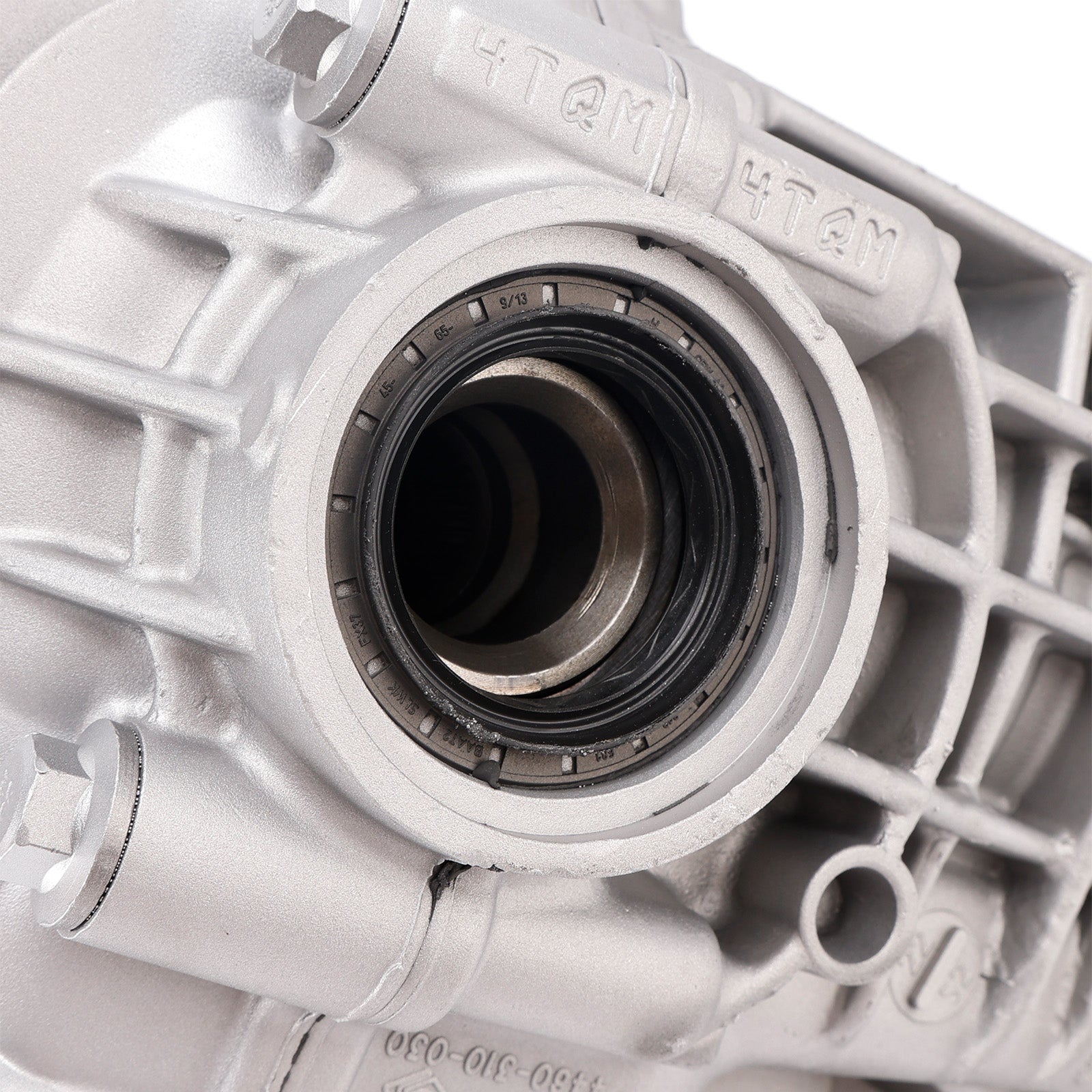 2009/07-2011/12 Mercedes-Benz M-Class W164 ML 350 CDi Differential Front Axle 3.45 Ratio 164330210280 A1643302102