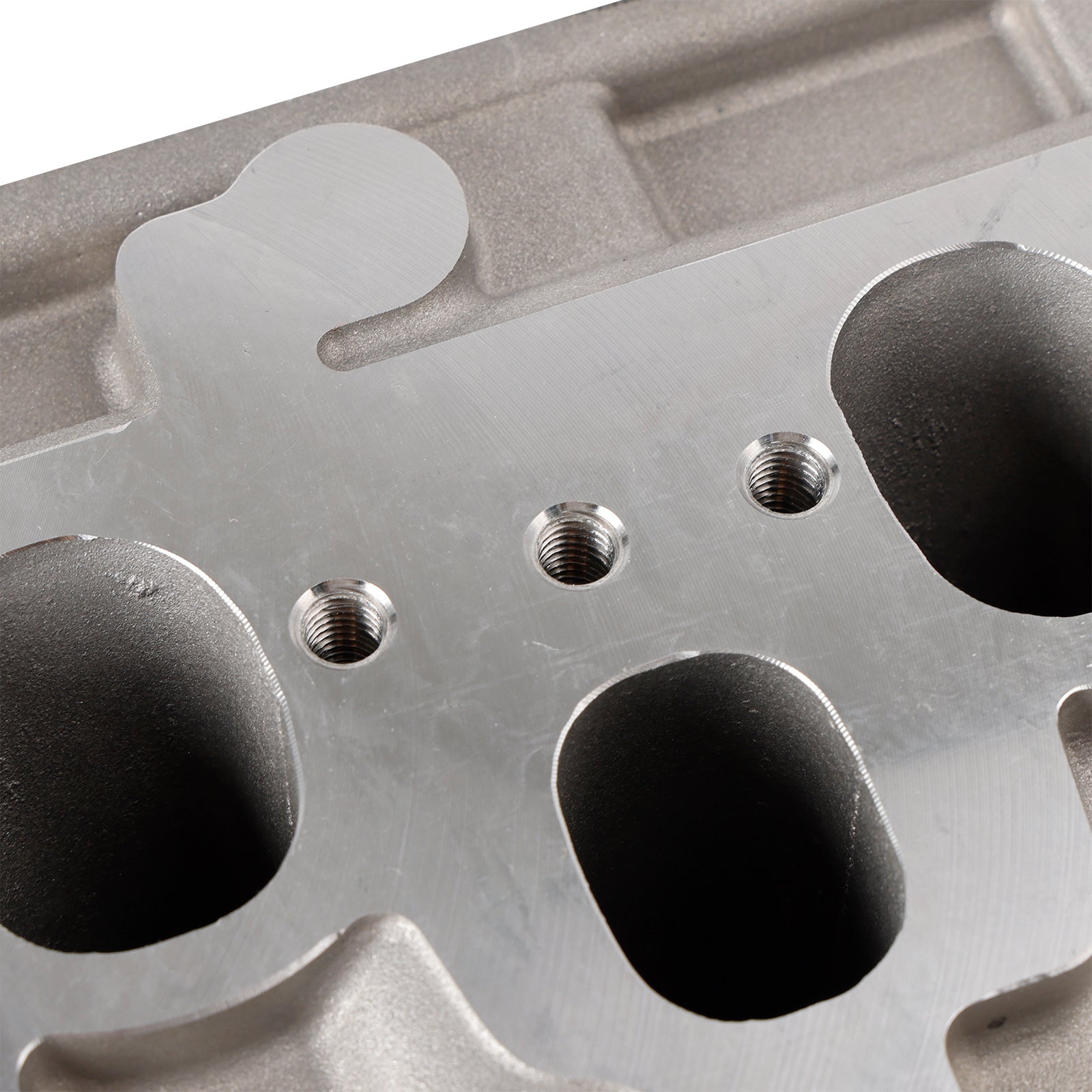 Cylinder Head 908713 908813 076103351E For VW Crafter 30-35 box 2.5 TDI 06-13