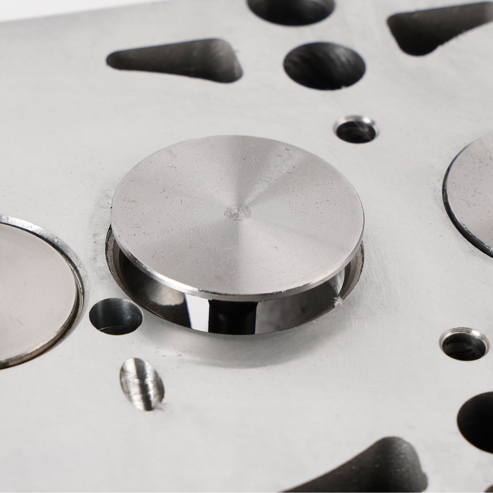 VW Audi SEAT Skoda 1.9L 8V Pump Nozzle TDI Cylinder Head Complete with Camshaft 038103373R