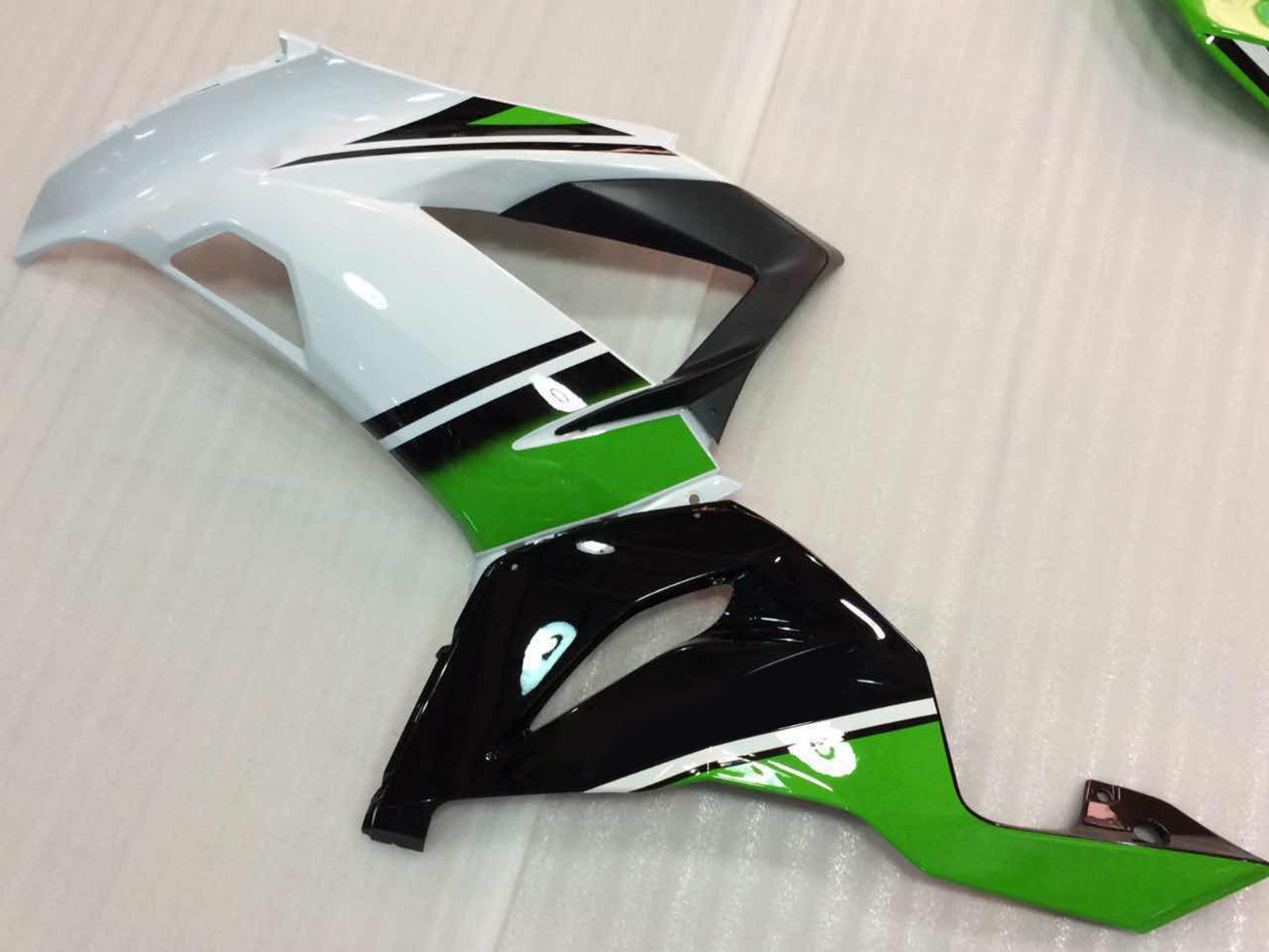 Fairings 2013-2018 Plastics Kawasaki ZX6R 636 Green White Ninja Generic
