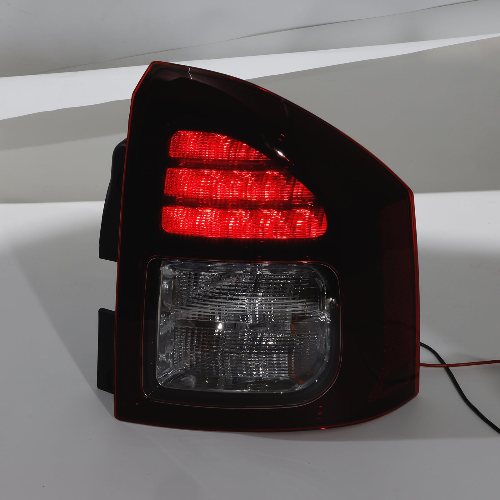 Left+Right Rear Tail Light Rear Lamp Assembly For Jeep Compass 2014-2017