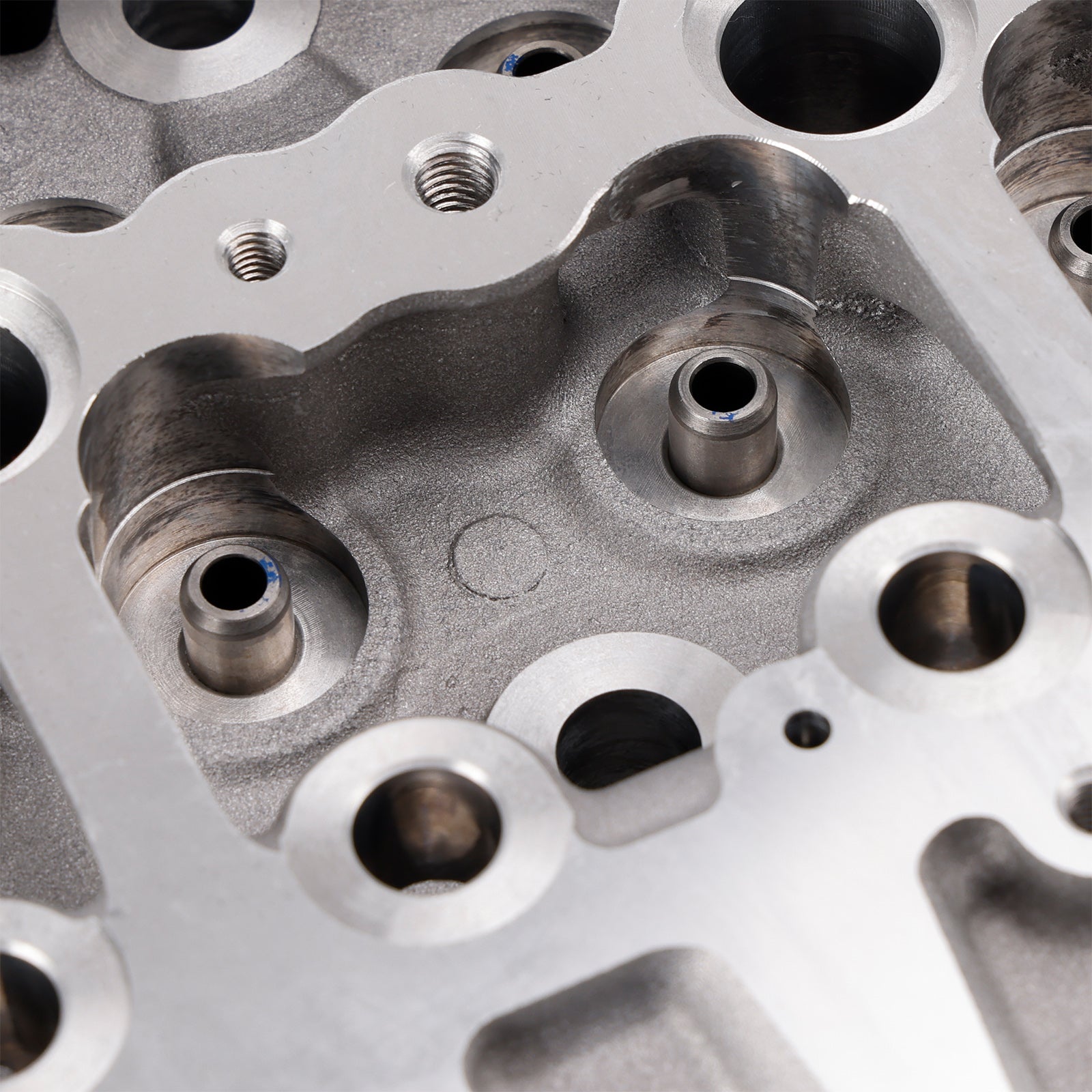 Citroen Opel Peugeot 1.5 BlueHDI Cylinder Head 9812647280 9812313410