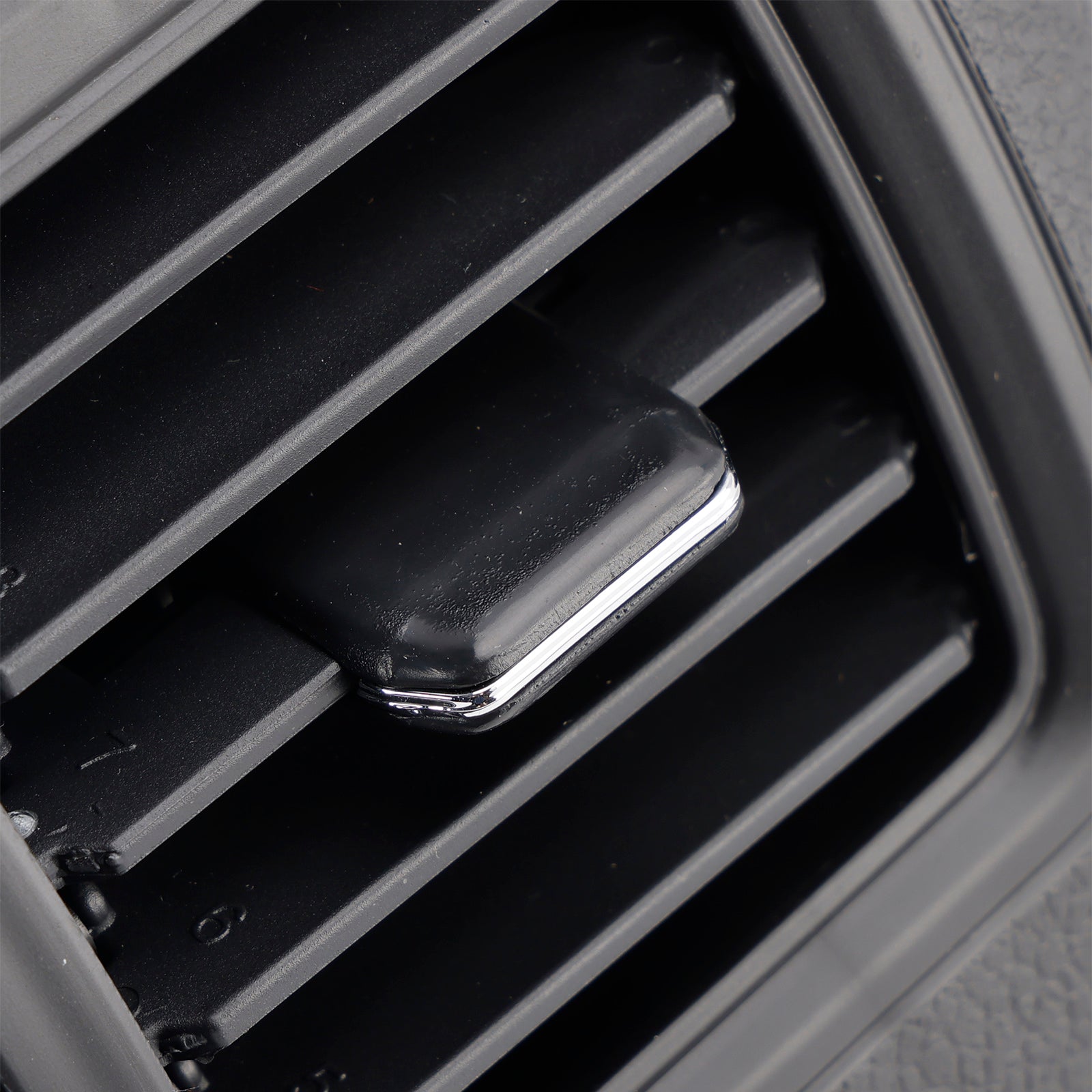 Rear Air Conditioning Outlet Center Armrest Air Vent For Golf 7 MK7 2013-2017