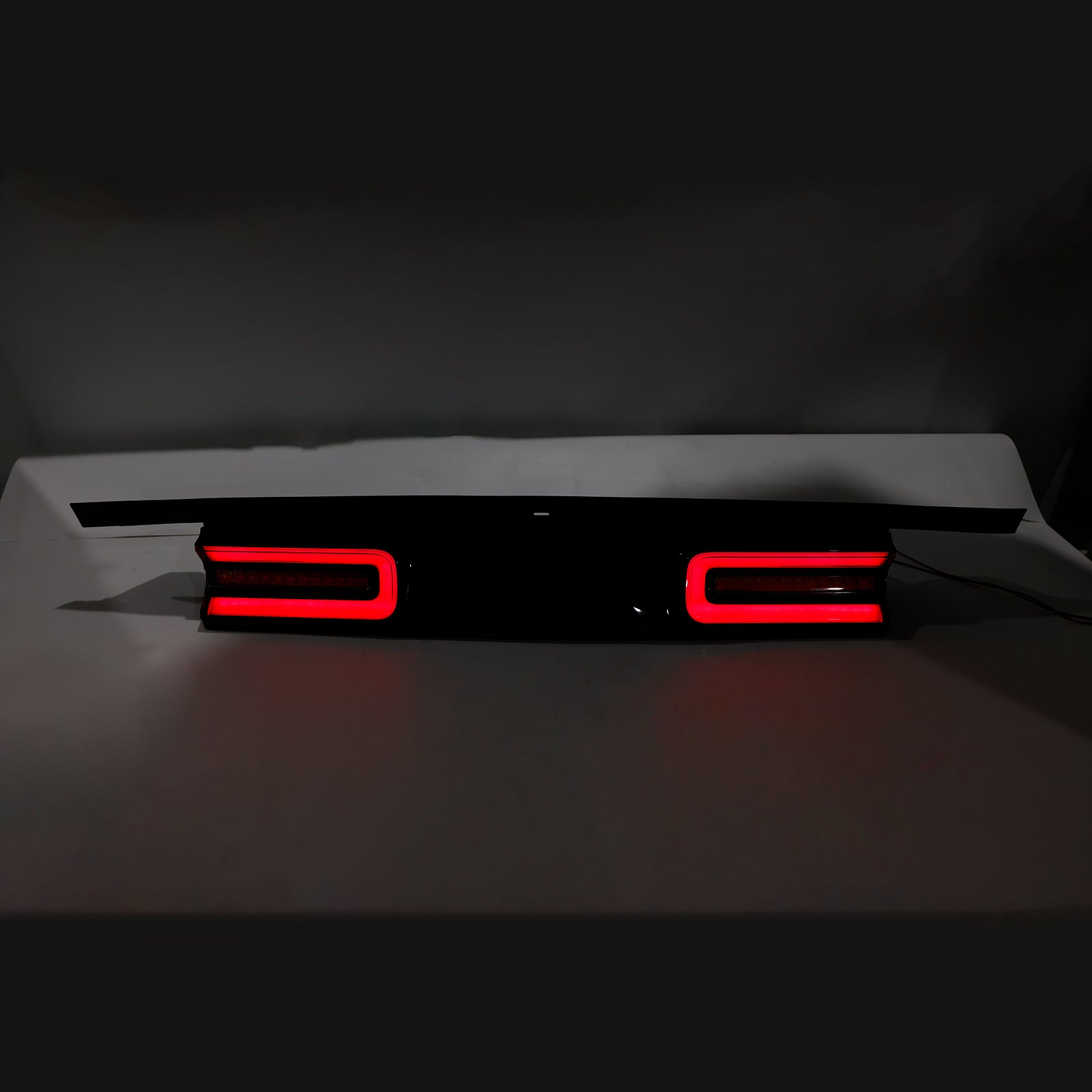 2015-2023 Dodge Challenger SRT Hellcat Tail Stop Backup Lamp Tail Light LED 68195784AC