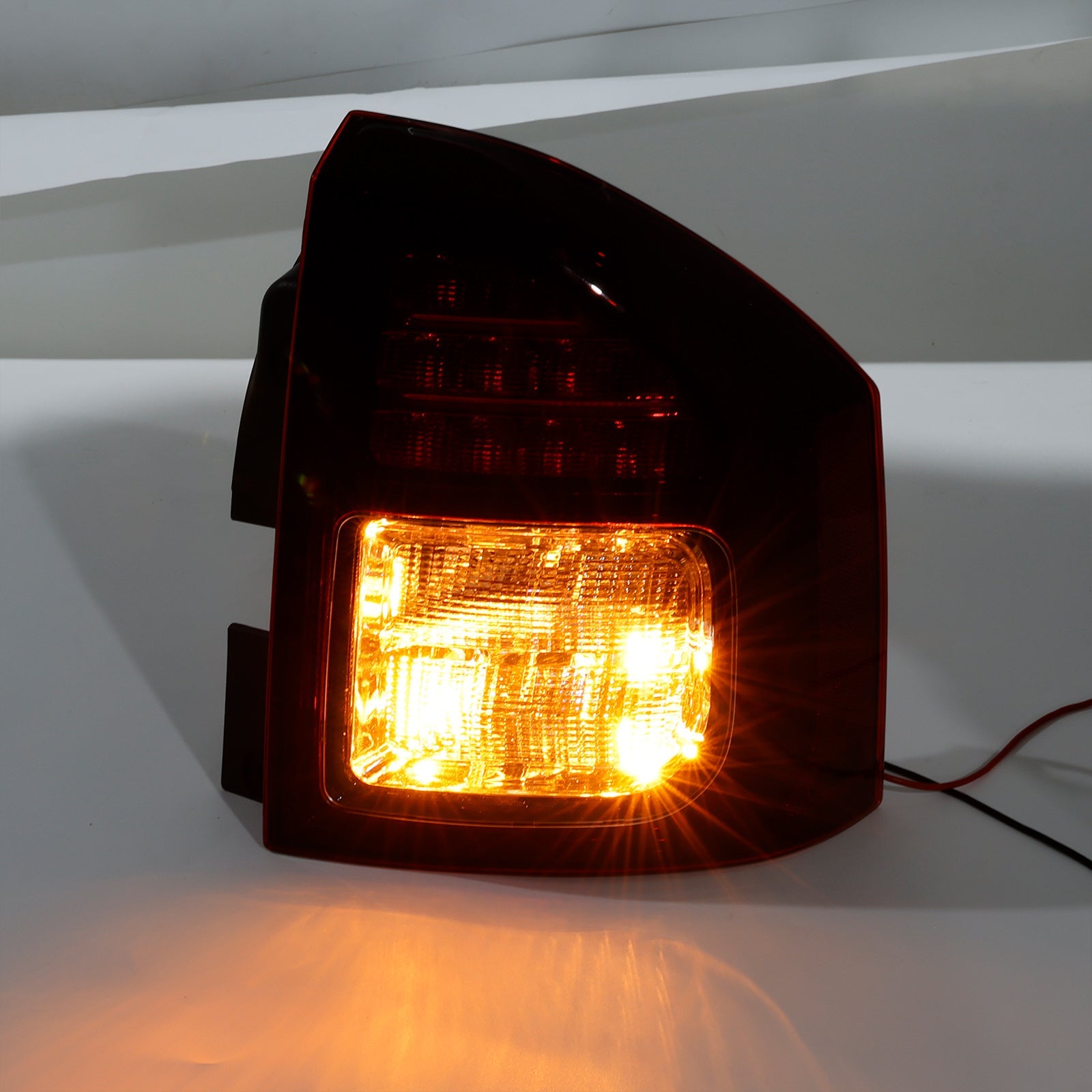 Left+Right Rear Tail Light Rear Lamp Assembly For Jeep Compass 2014-2017