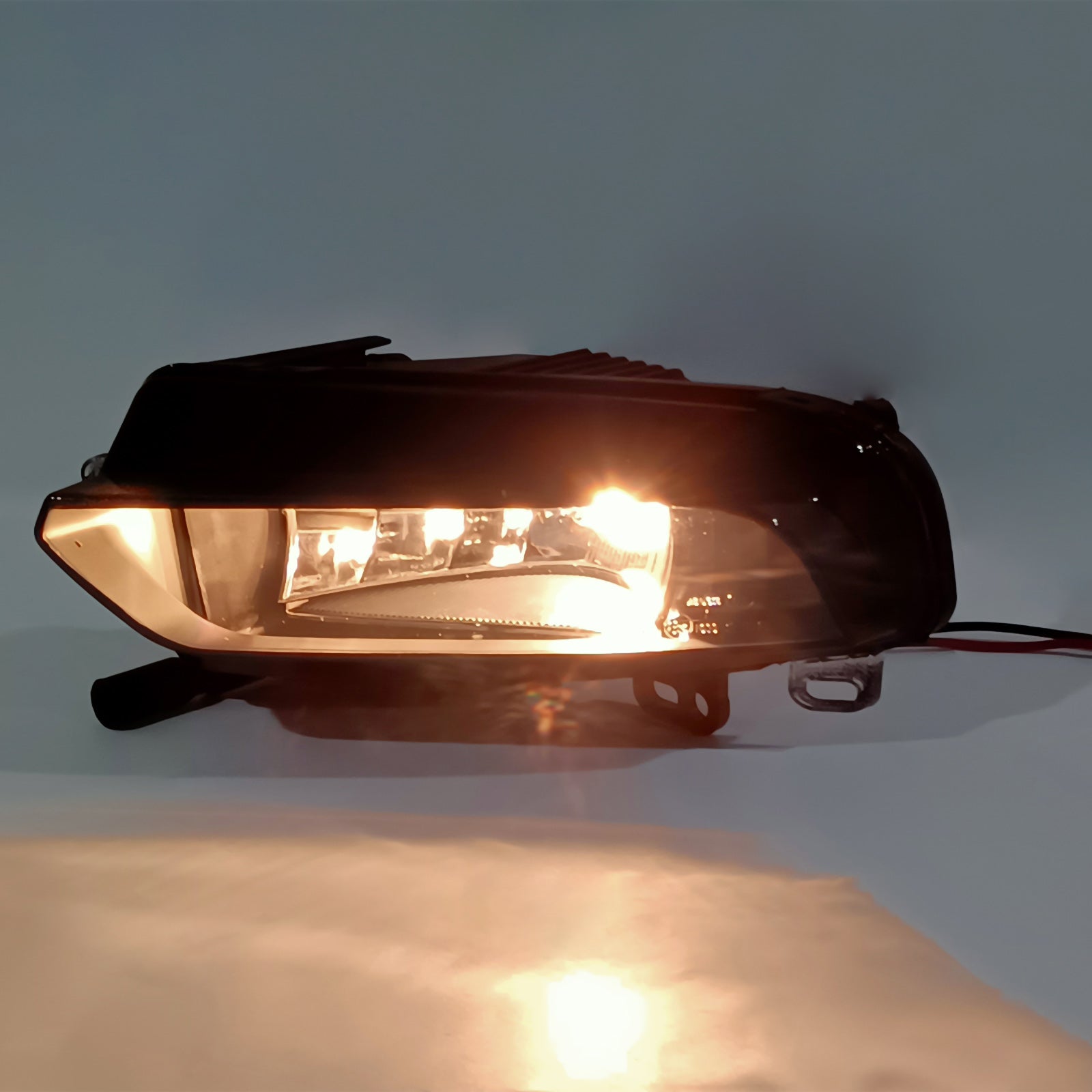 2015-2016 Audi A3 Sportback 1Pc Front Left Fog Light Lamps With Bulbs 8V0941699C