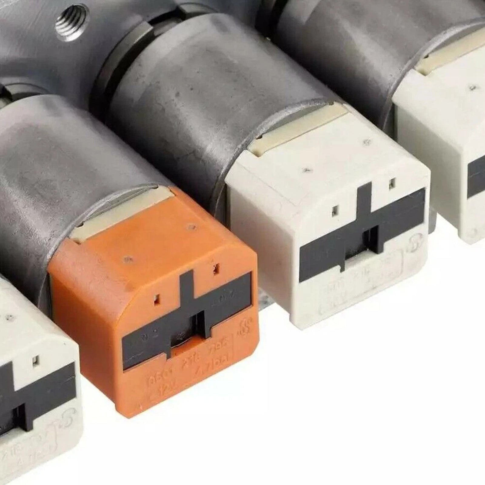 8HP45 8HP70 Transmission Valve Body For AUDI A8 Q5 Q7 V6 2.8L 3.0L