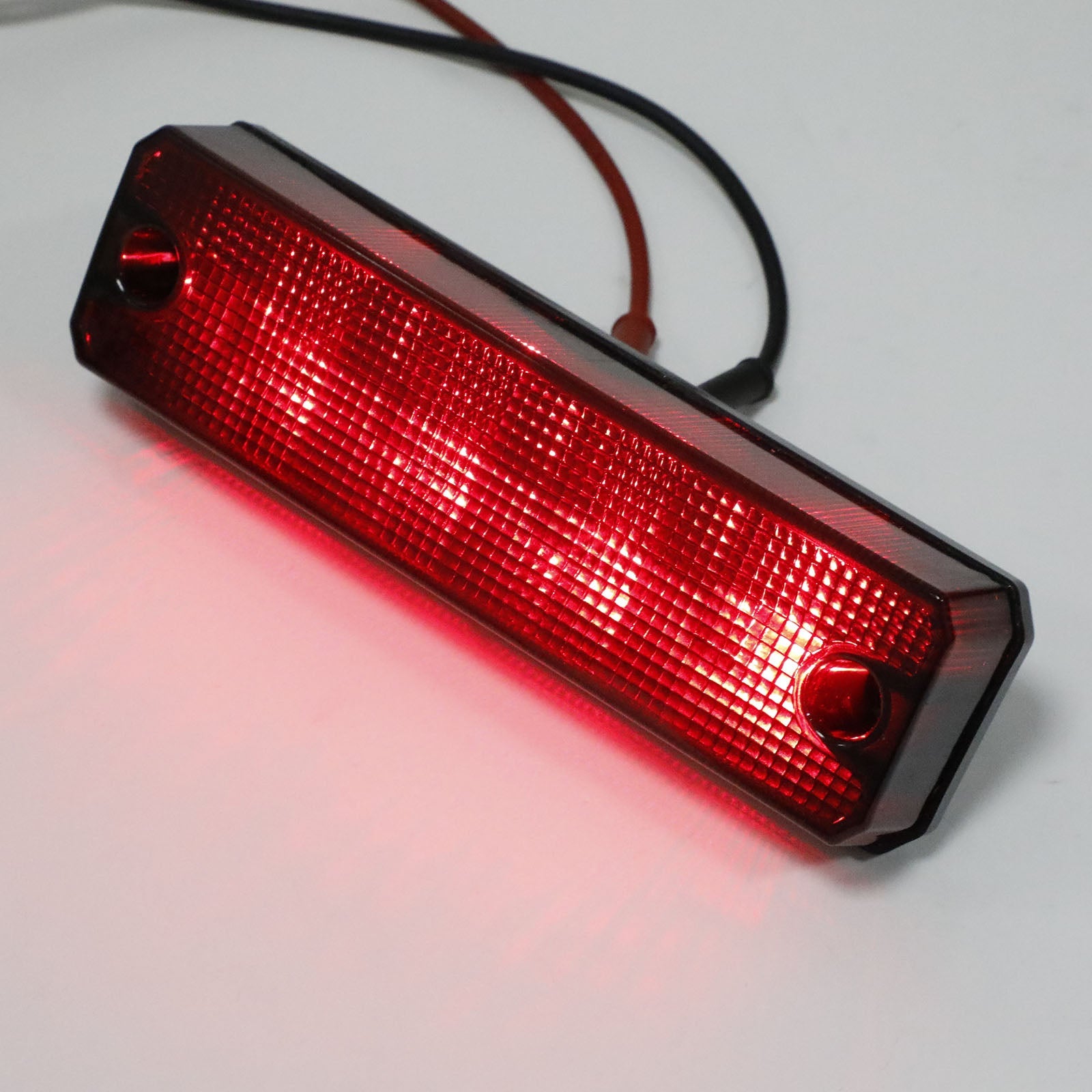 33700-HL3-A01 Honda Pioneer 520 700 1000 2014-2021용 후방 테일 라이트 어셈블리 일반