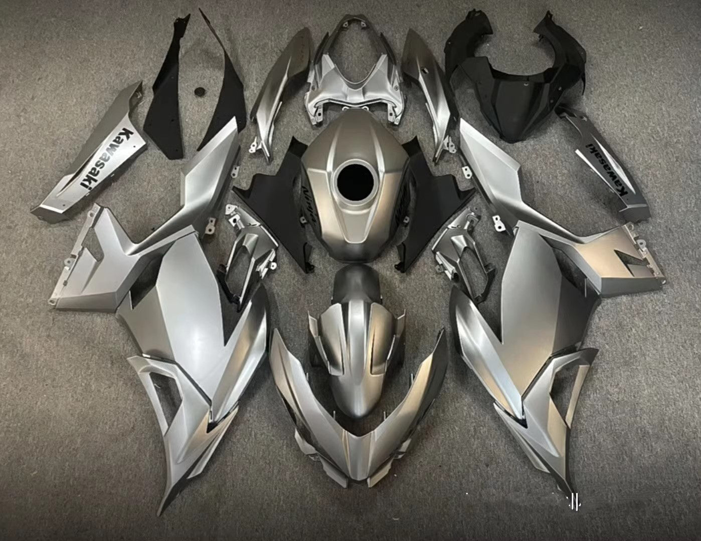 Amotopart Kawasaki EX400 Ninja400 2018-2024 Fairing Kit Bodywork Plastic ABS