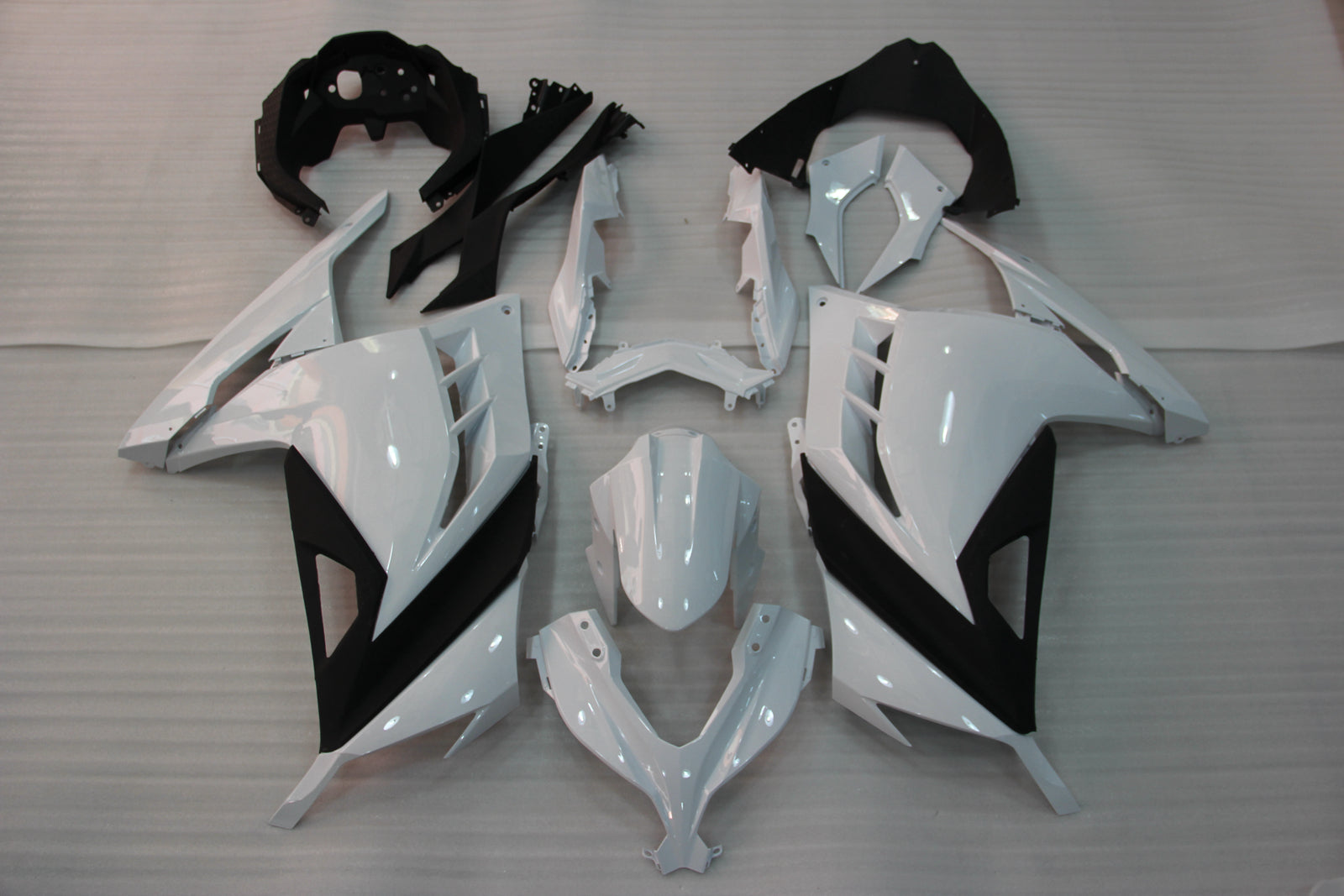 Ninja 300R EX300R (2013-2024) Bodywork Fairing ABS Injection Molded Plastic 7 Color Generic