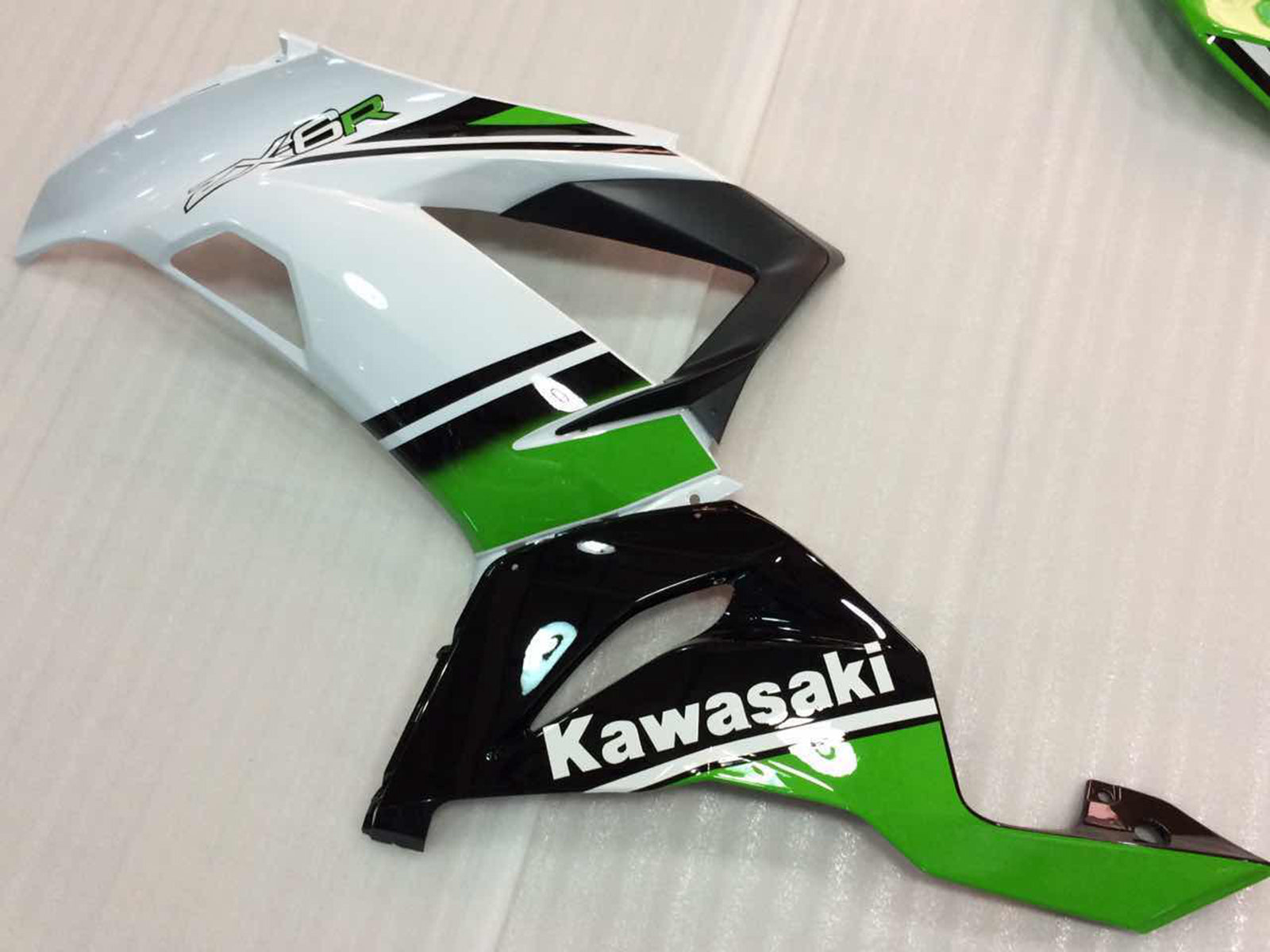 Fairings 2013-2018 Plastics Kawasaki ZX6R 636 Green White Ninja Generic