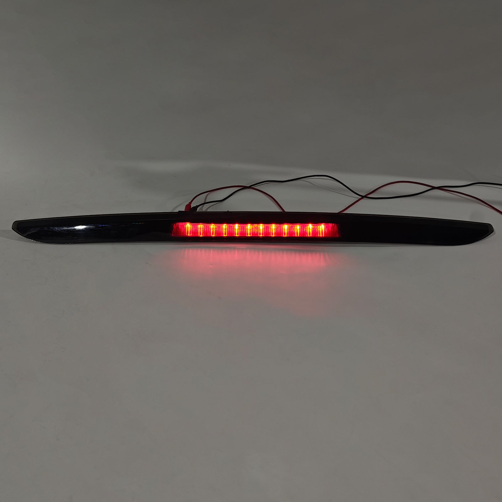 2008-2017 Volvo XC60 Rear Third Brake Light Lamp 30764562 31420367 Black