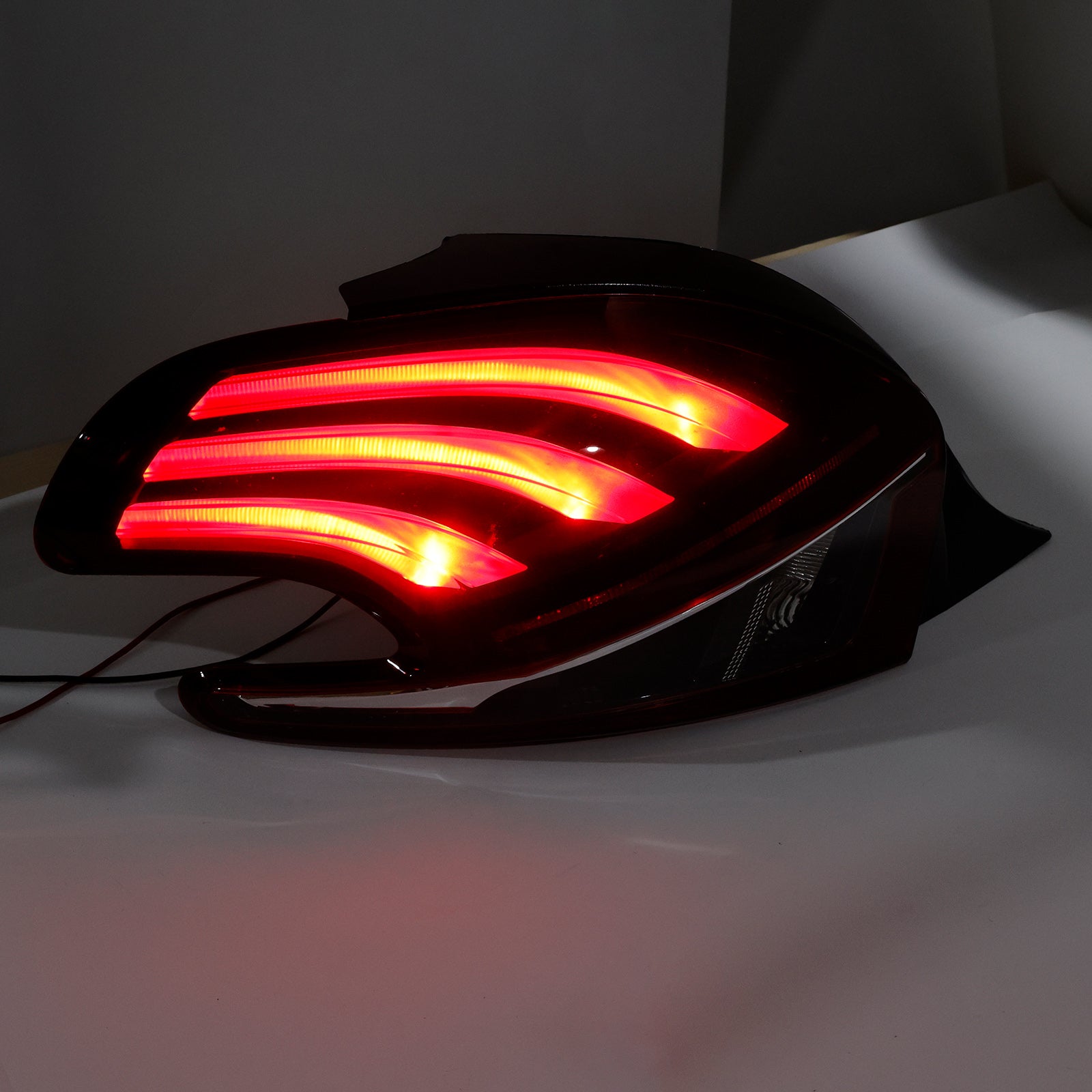 LED Rear Left Tail Light Lamp 9825601280 For Peugeot 208 15-2019 Facelift Models