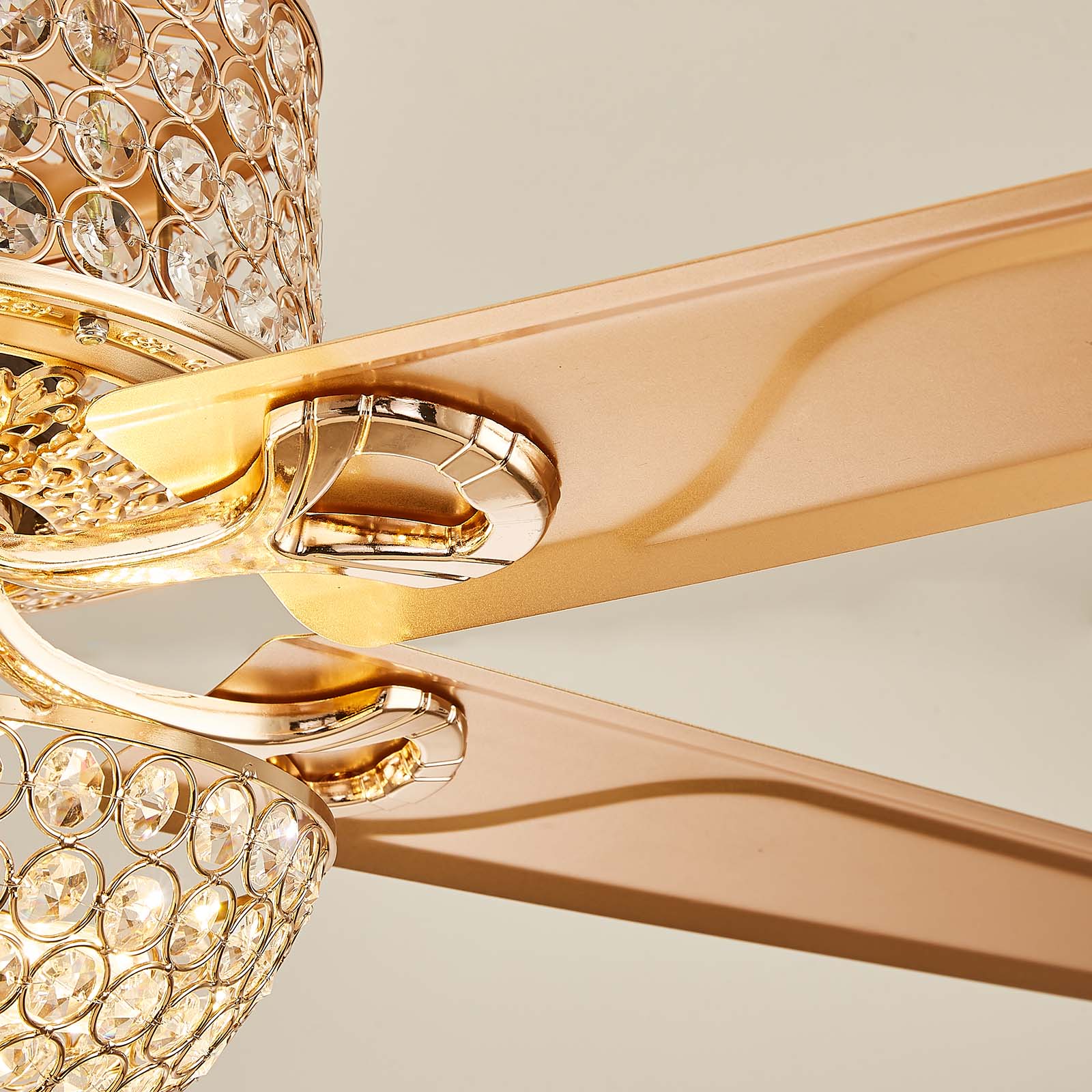 52 " Crystal Ceiling Fan with Light and Remote