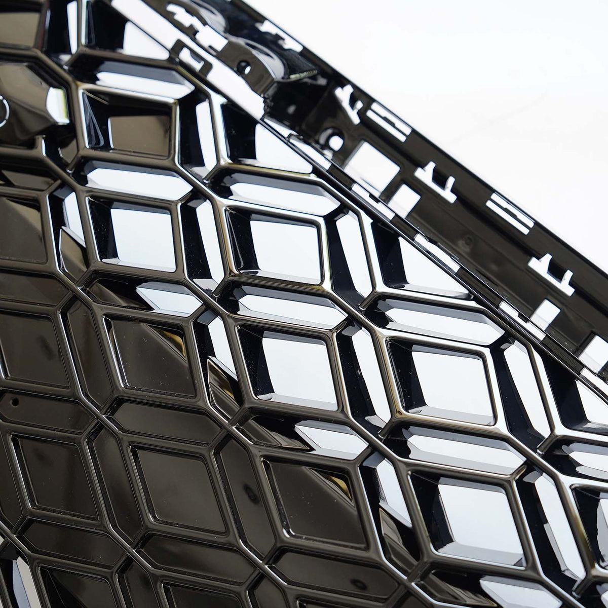 Front Bumper Honeycomb Mesh Grille Grill Fit Audi A3 8Y S?line 2025?2026