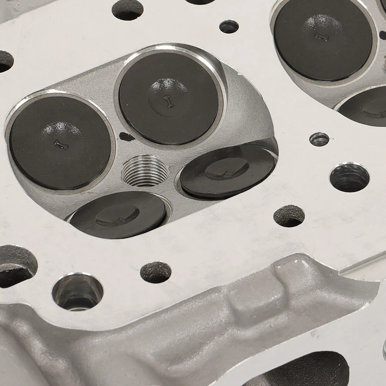 2004-2007 Chevrolet AVEO 1.6L Engine Cylinder Head Assembly F16D3 96446922