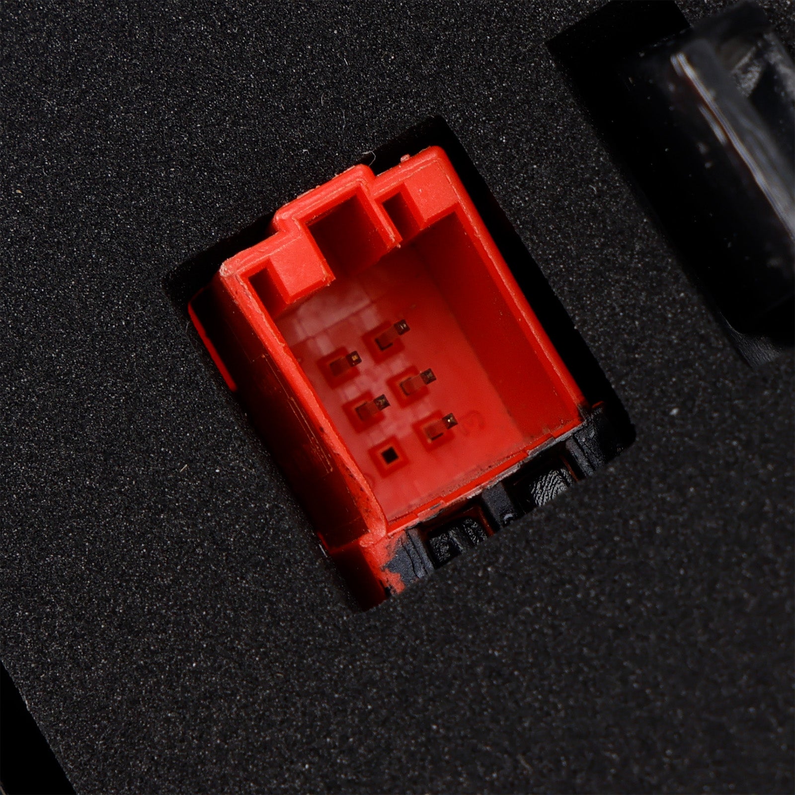 2017-2020 Audi Q5 MK2 PRE-FACELIFT Left Rear Tail Light Lamp LED 5 PIN 80A945093B