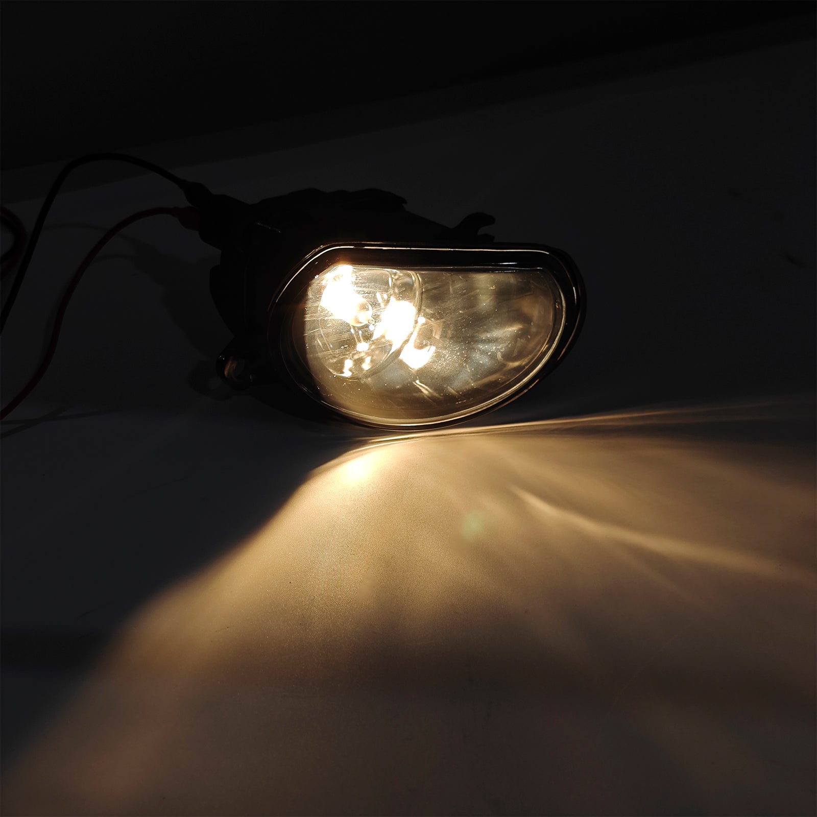 2004-2007 Audi  A8 D3 1 Pcs Right Driver Side Front Bumper Fog Light