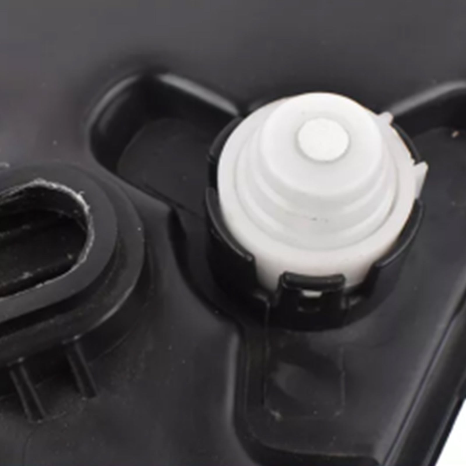 Fuel Additive Filter DPF Tank Pump 1606340280 For PEUGEOT 3008 308 CITRO?N C4 II