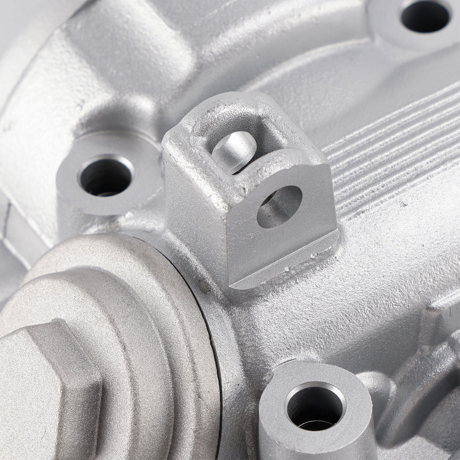 2000-2010 Yamaha TT-R 125 Complete Engine Head Cylinder without EGR 5VL-E1111-11