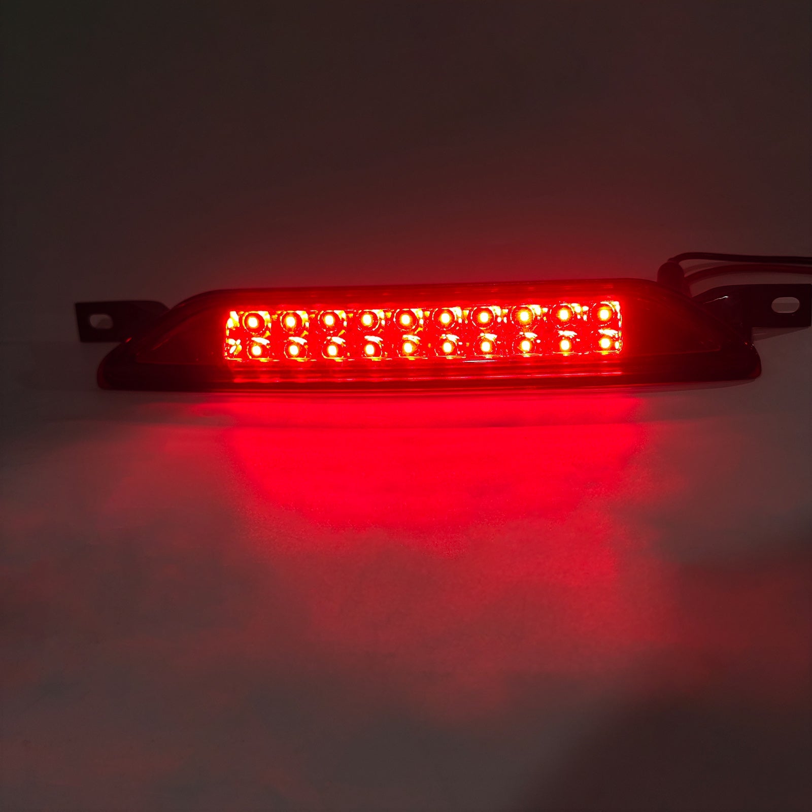 Rear High Mount Third Brake Light Lamp 5303754AC For Dodge Caliber 2007-2012