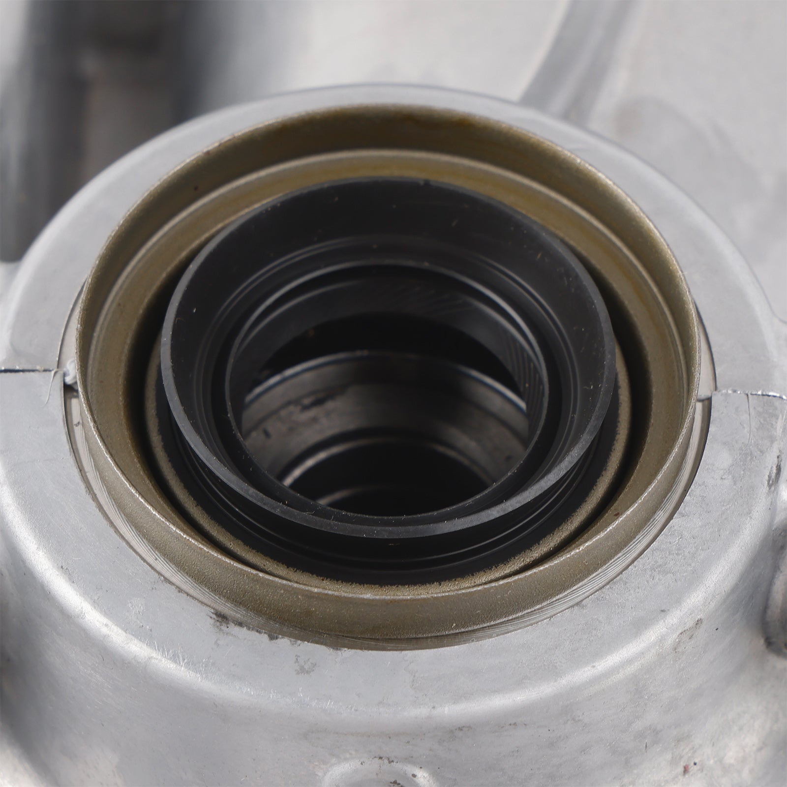 2018-2024 Mazda CX-5 (AWD) Rear Axle Differential Carrier Assembly KA0327020 KE012797XB