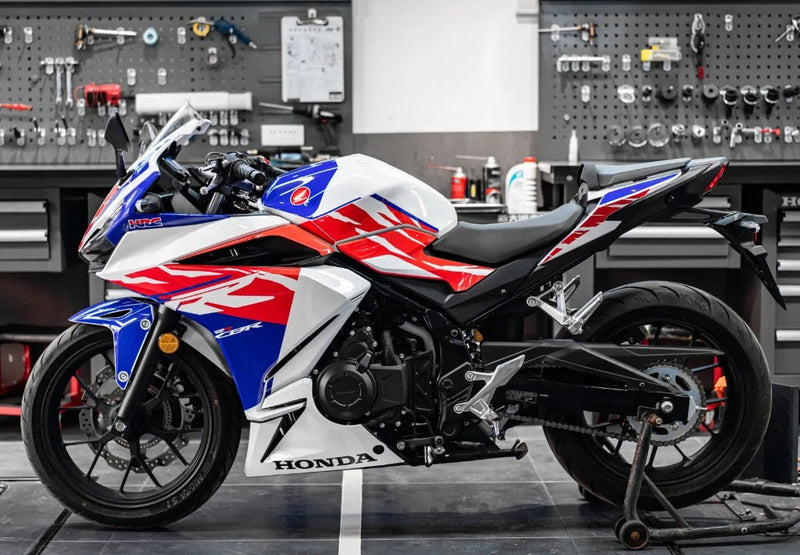 مجموعة هدايا هوندا CBR400R 2022 من اموتوبارت هيكل السيارة بلاستيك ABS