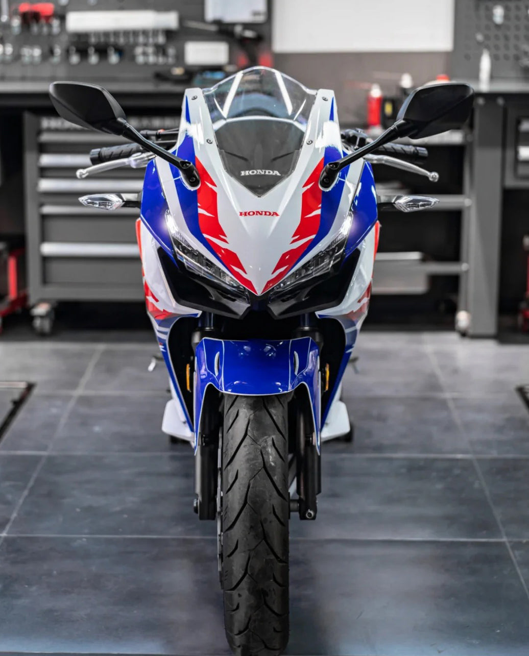 مجموعة هدايا هوندا CBR400R 2022 من اموتوبارت هيكل السيارة بلاستيك ABS