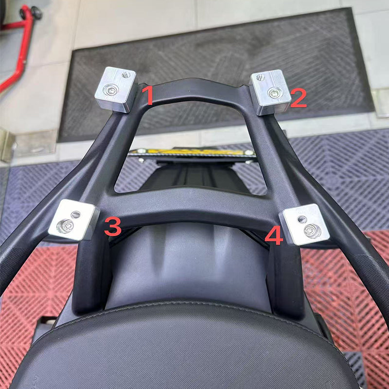 Aluminum Rear Carrier Top Rack Luggage Plate For 2022-2025 Ducati Multistrada V4