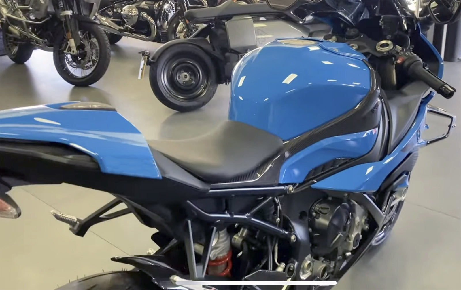 BMW S1000RR 2023-2024 페어링 키트 차체 플라스틱 복근