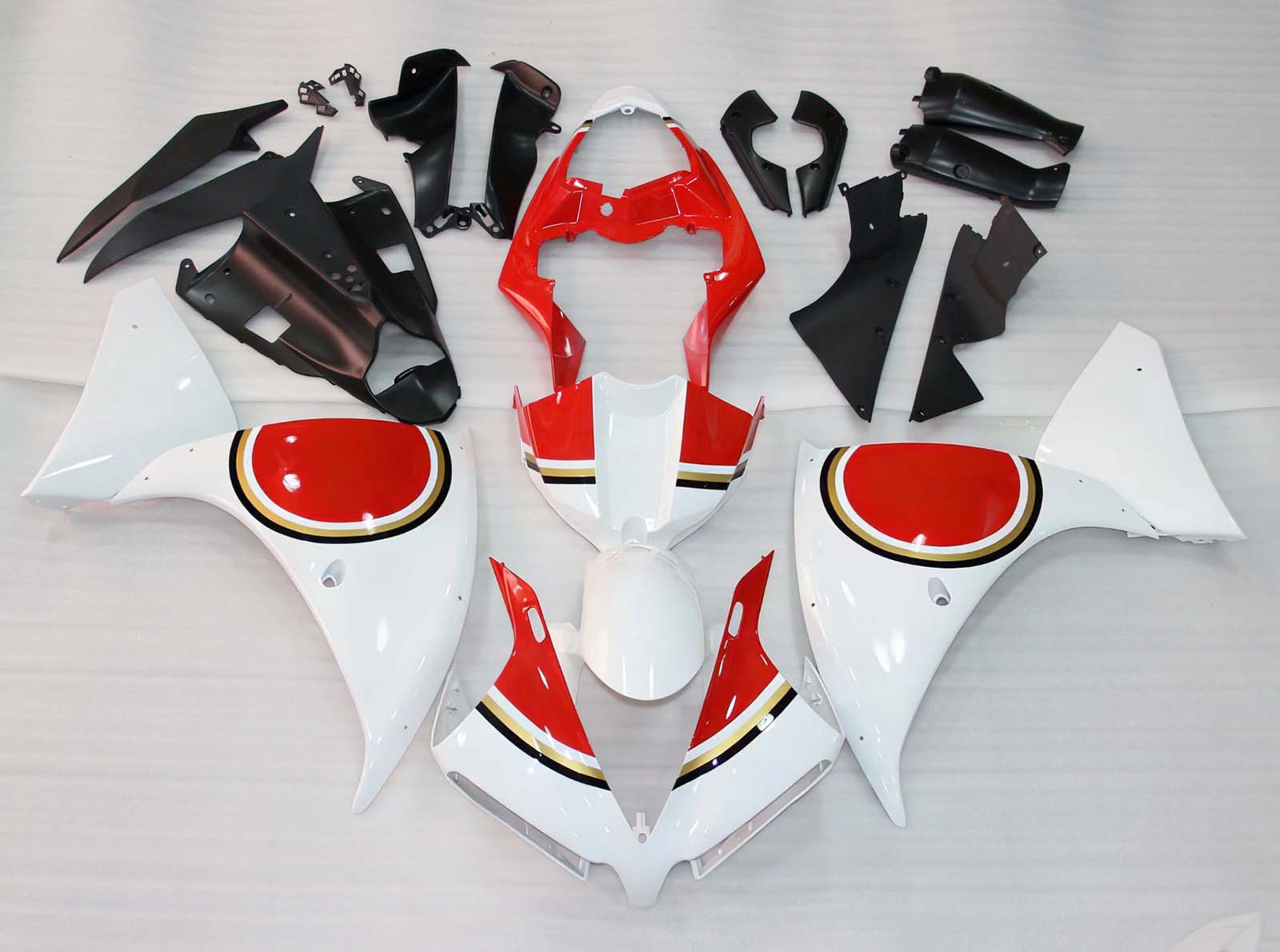 Fairings Plastics 2012-2014 Yamaha YZF R1 Red White Lucky Strike Generic