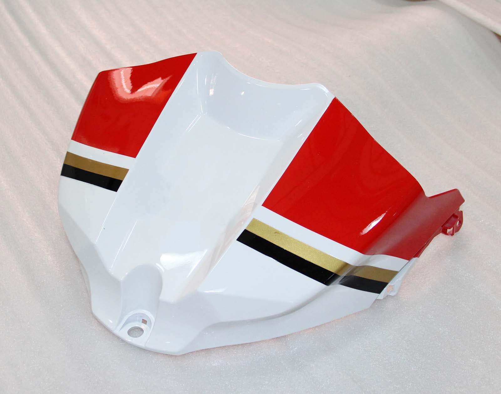 Fairings Plastics 2012-2014 Yamaha YZF R1 Red White Lucky Strike Generic