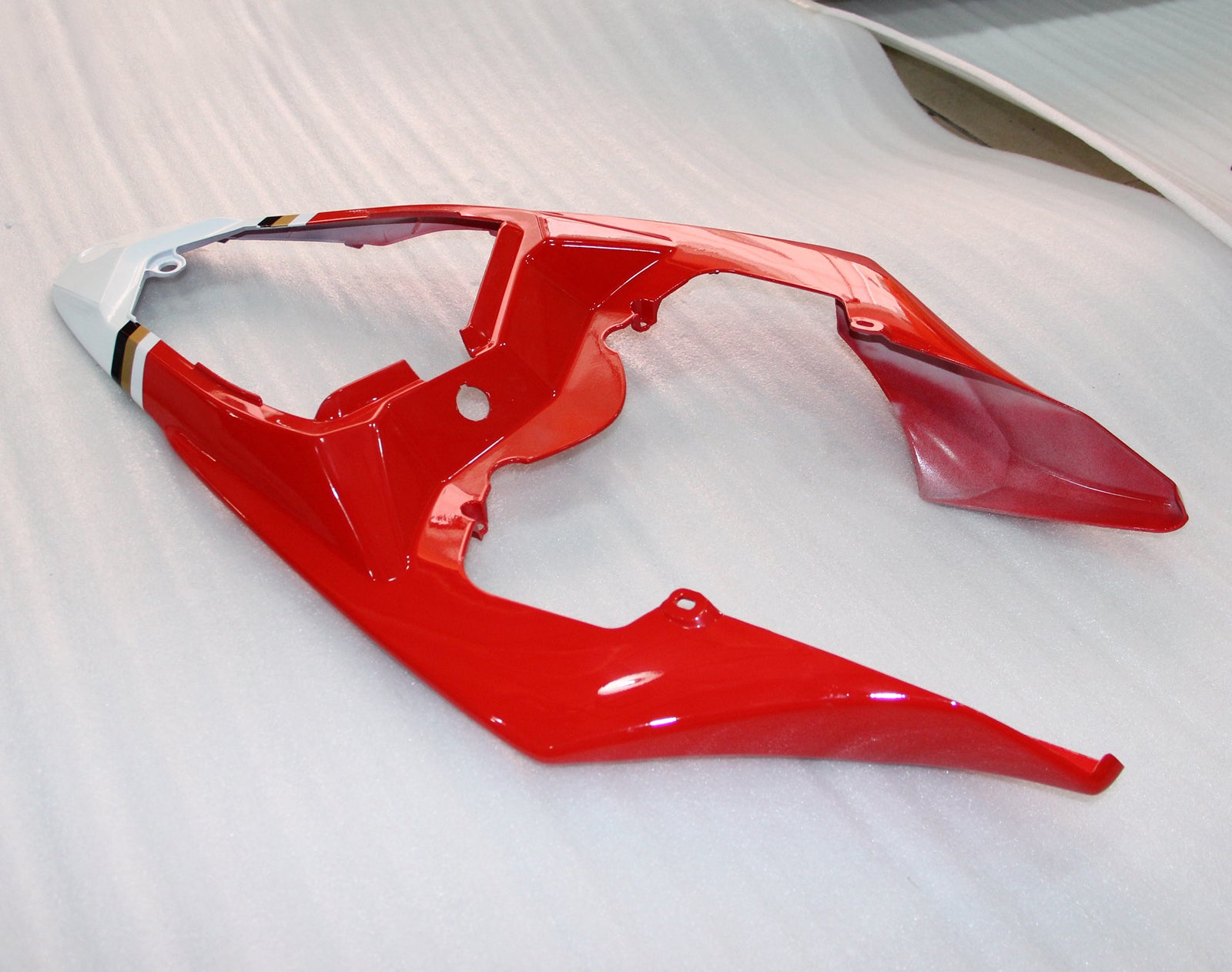 Fairings Plastics 2012-2014 Yamaha YZF R1 Red White Lucky Strike Generic