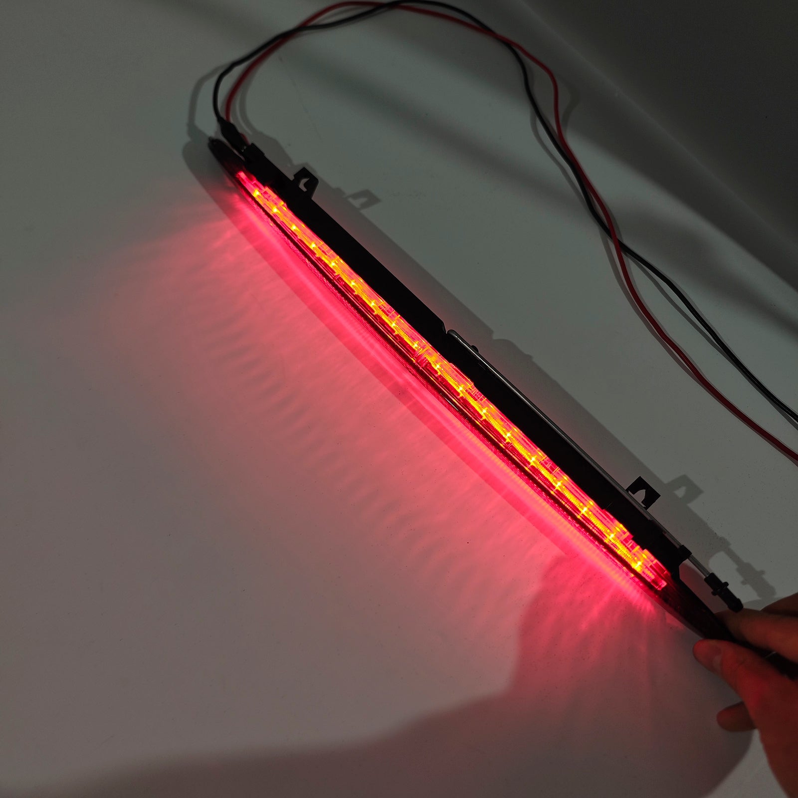 2003-2010 VW Touareg(7LA, 7L6, 7L7) Rear Third Brake Light LED Tail Stop Lamp 7L6945097B