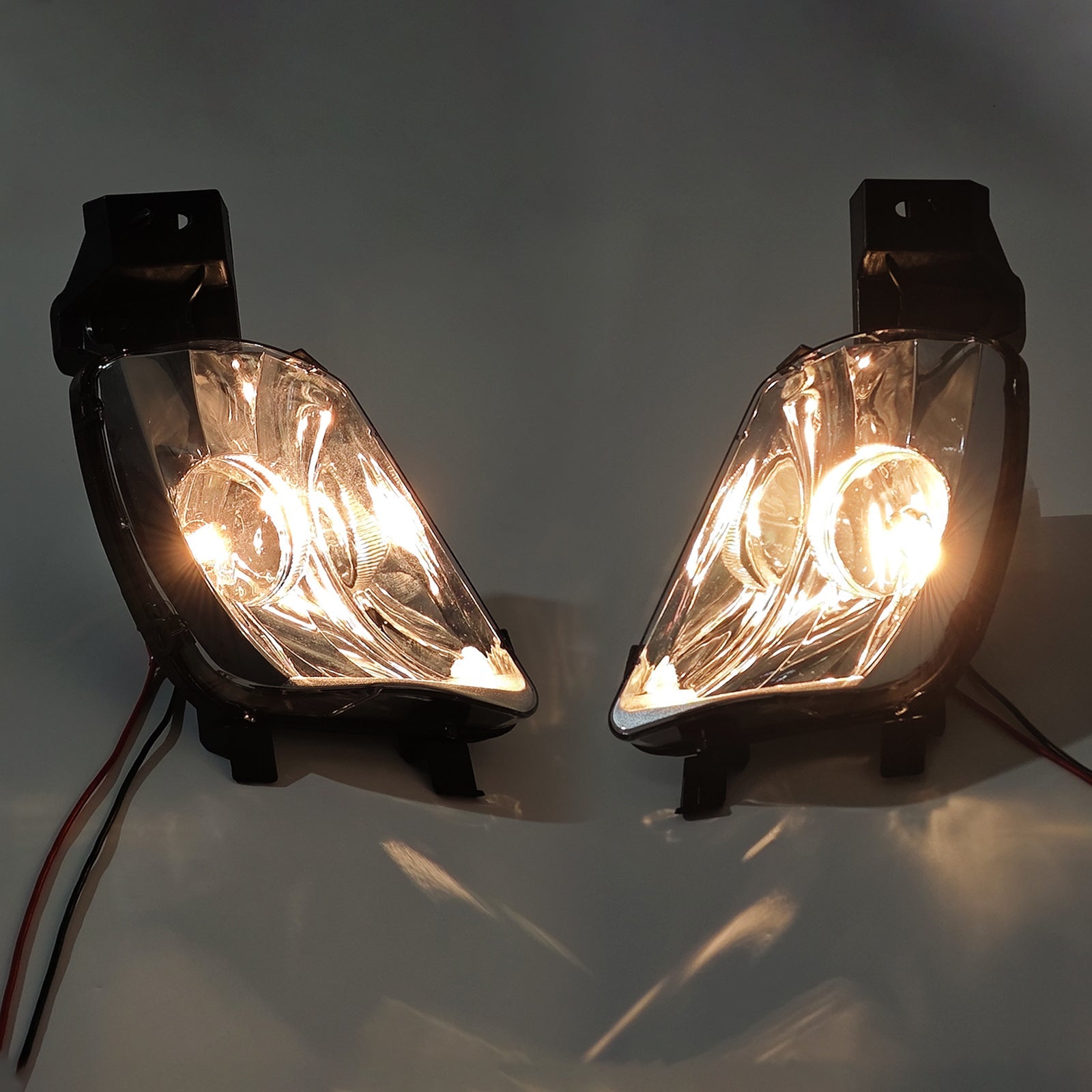Front Left + Right Fog Light For Peugeot 308 CC 4B Hatchback 2007-2014