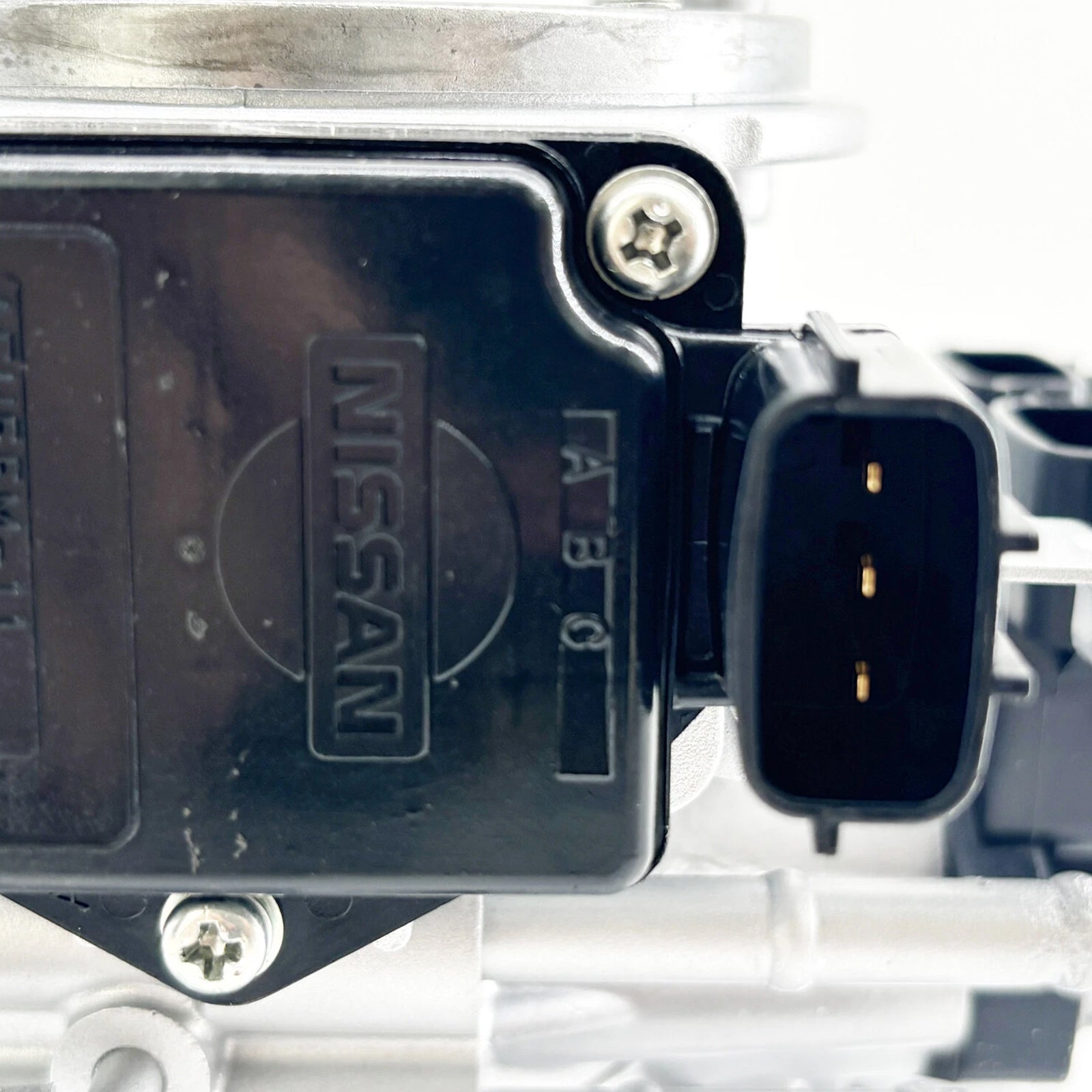 1998-2002 Nissan Frontier XE SE 4 Cyl 2.4L Throttle Body 16118-3S510