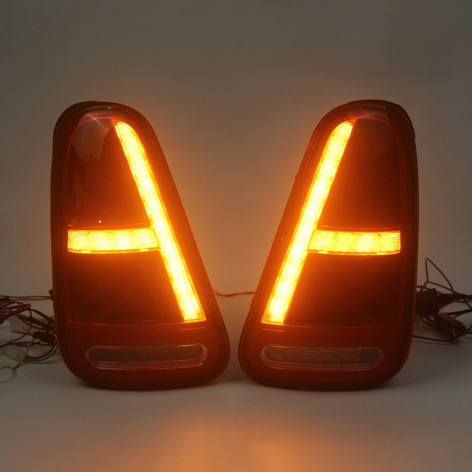 2001 2002 2003 2004 2005 2006 BMW Mini Cooper R50 R52 R53 L&R LED Tail lights w/ Turn Signal Lamps